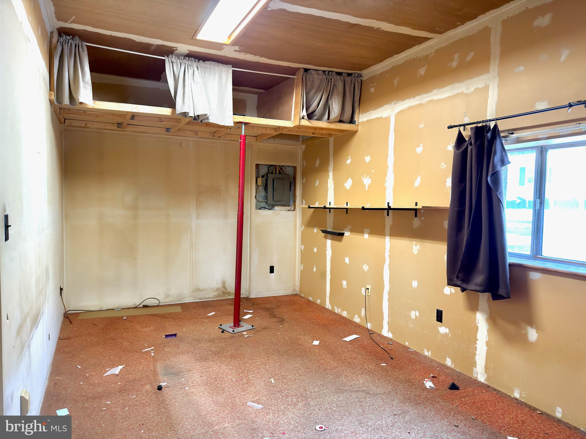 1800 MOUNT LAUREL ROAD