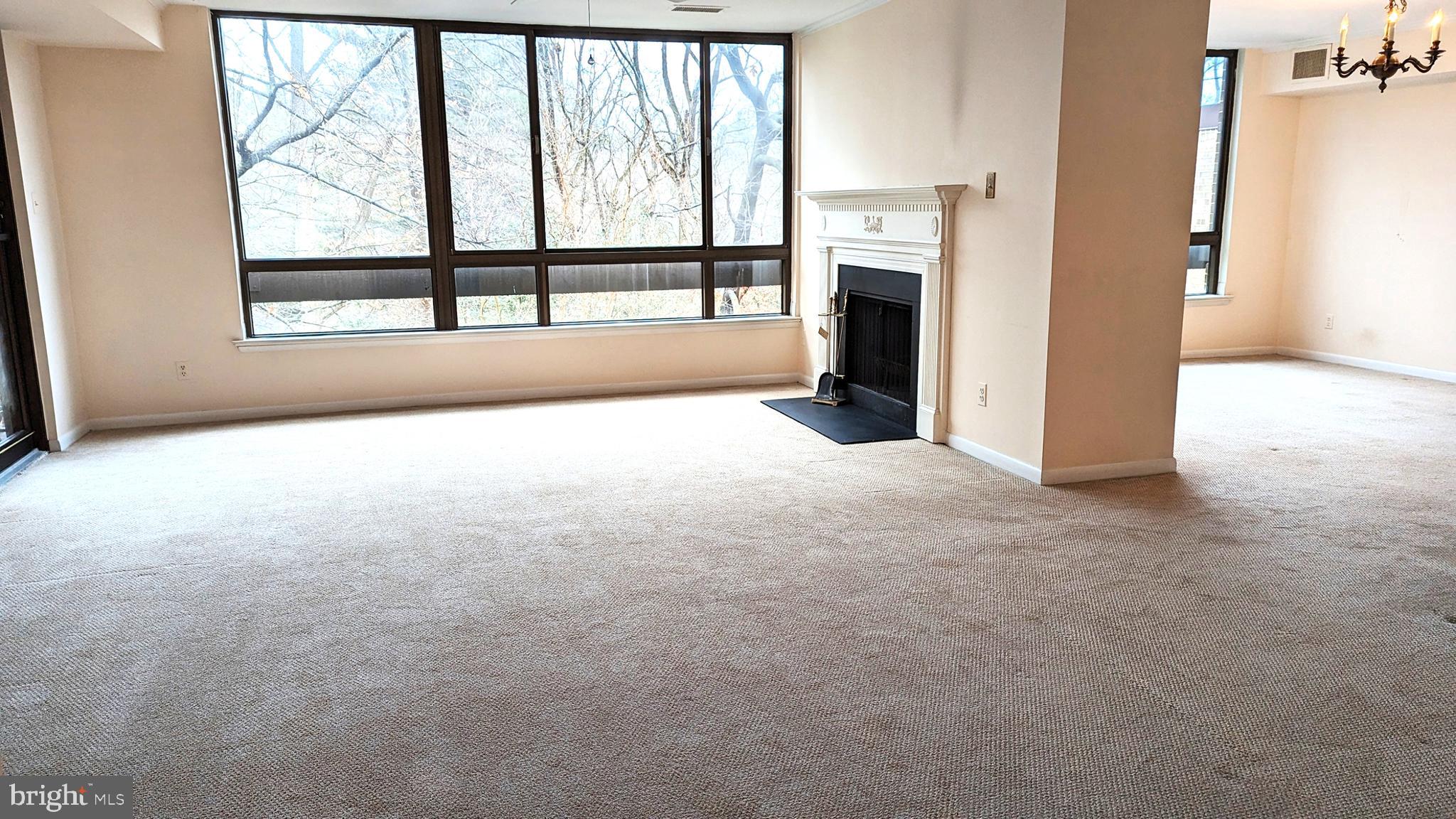 SUMNER VILLAGE - Residential Lease