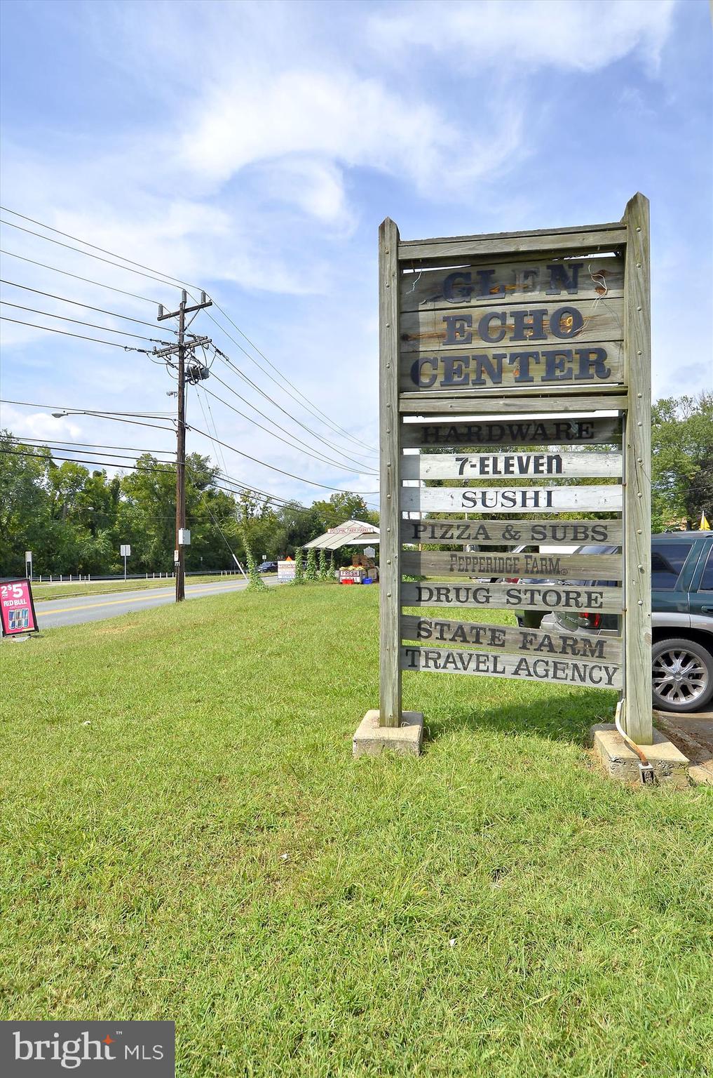 SUMNER VILLAGE - Residential Lease