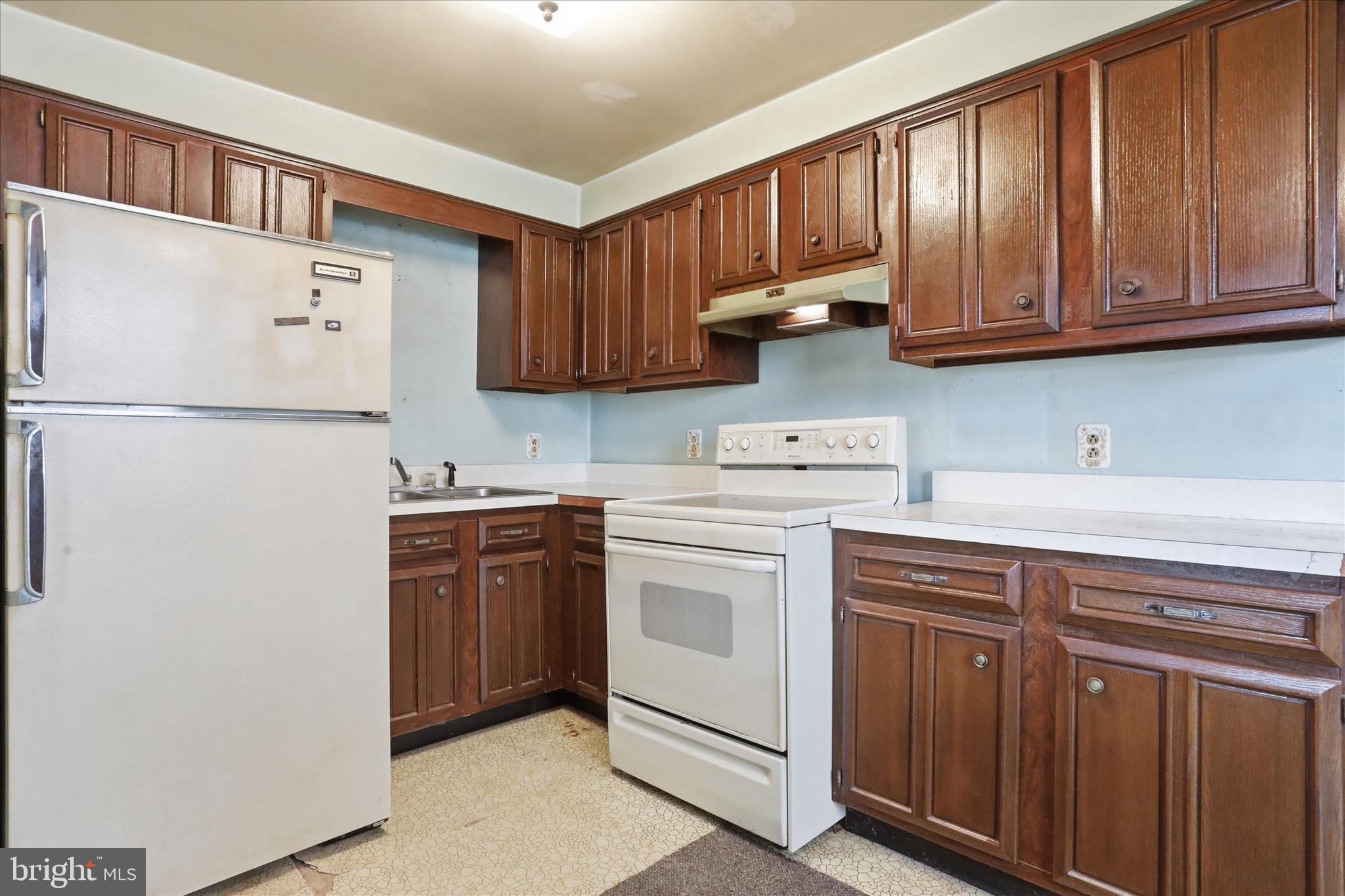 FOX GLEN - Residential