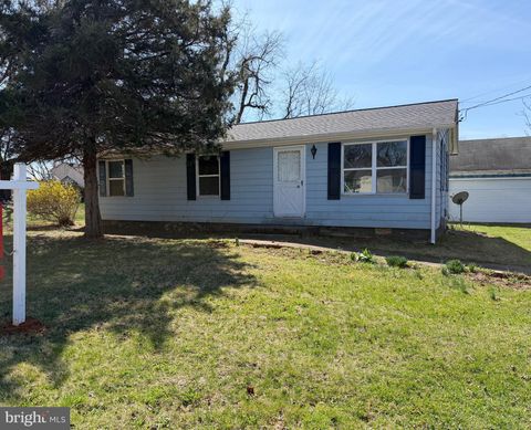 90 BUGLE LANE KEARNEYSVILLE WV 25430