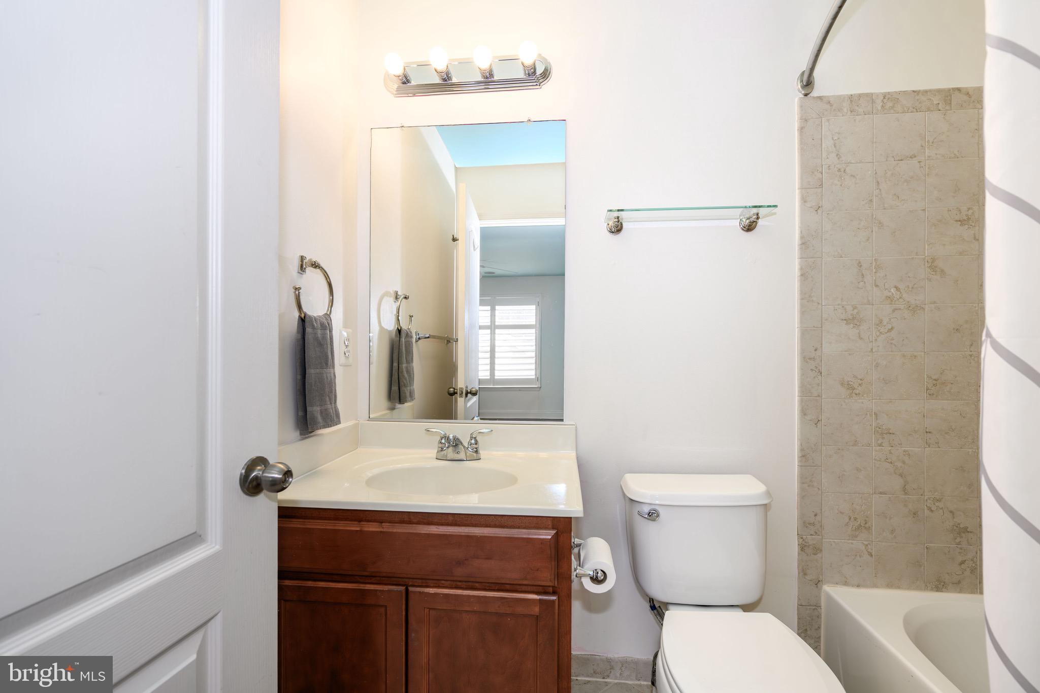 GIBSONS GRANT - Residential