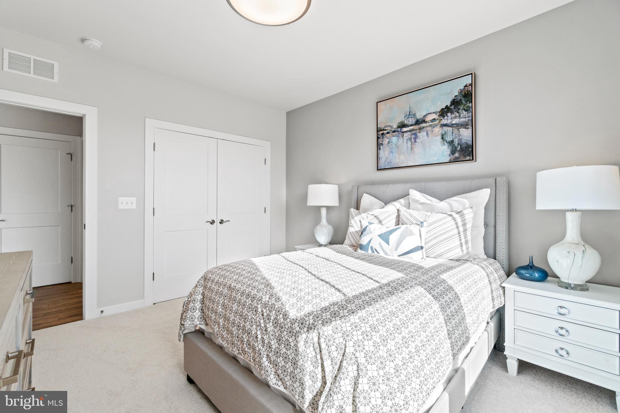 MANASSAS PARK VILLAGE - Residential