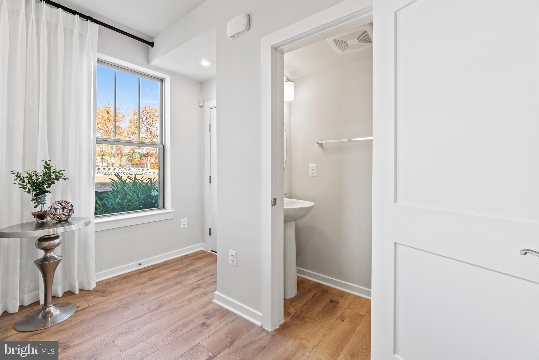 MANASSAS PARK VILLAGE - Residential
