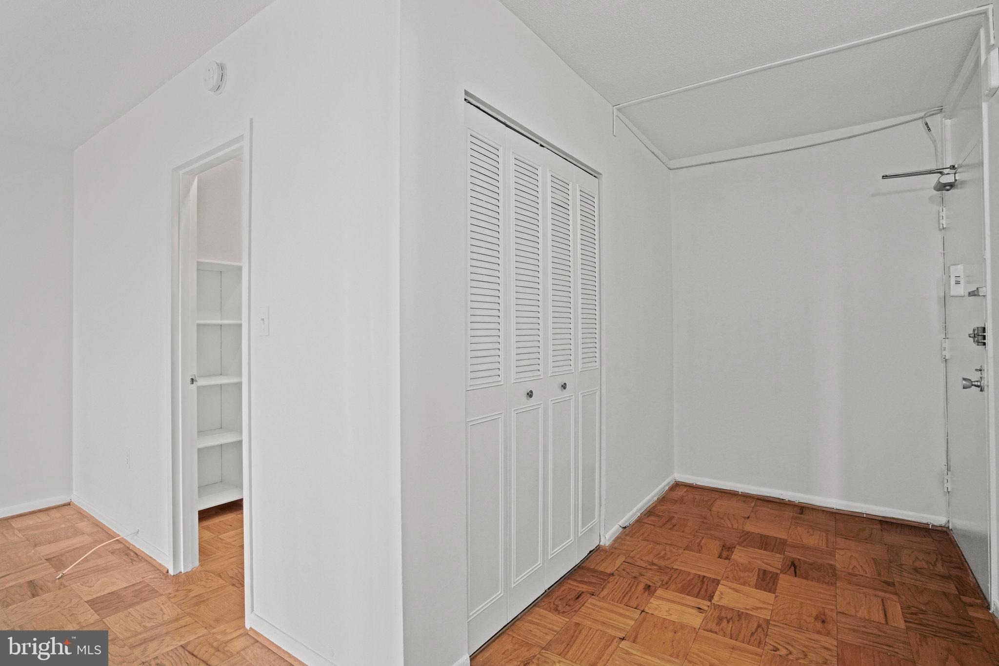 RIVIERA OF CHEVY CHASE - Residential