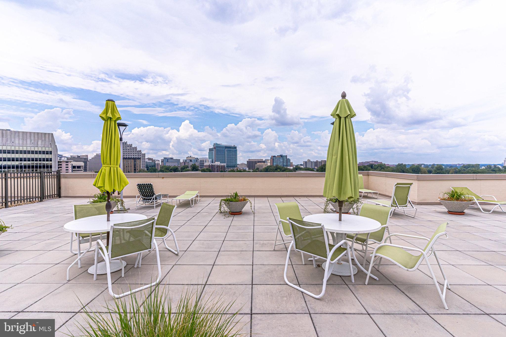 RIVIERA OF CHEVY CHASE - Residential