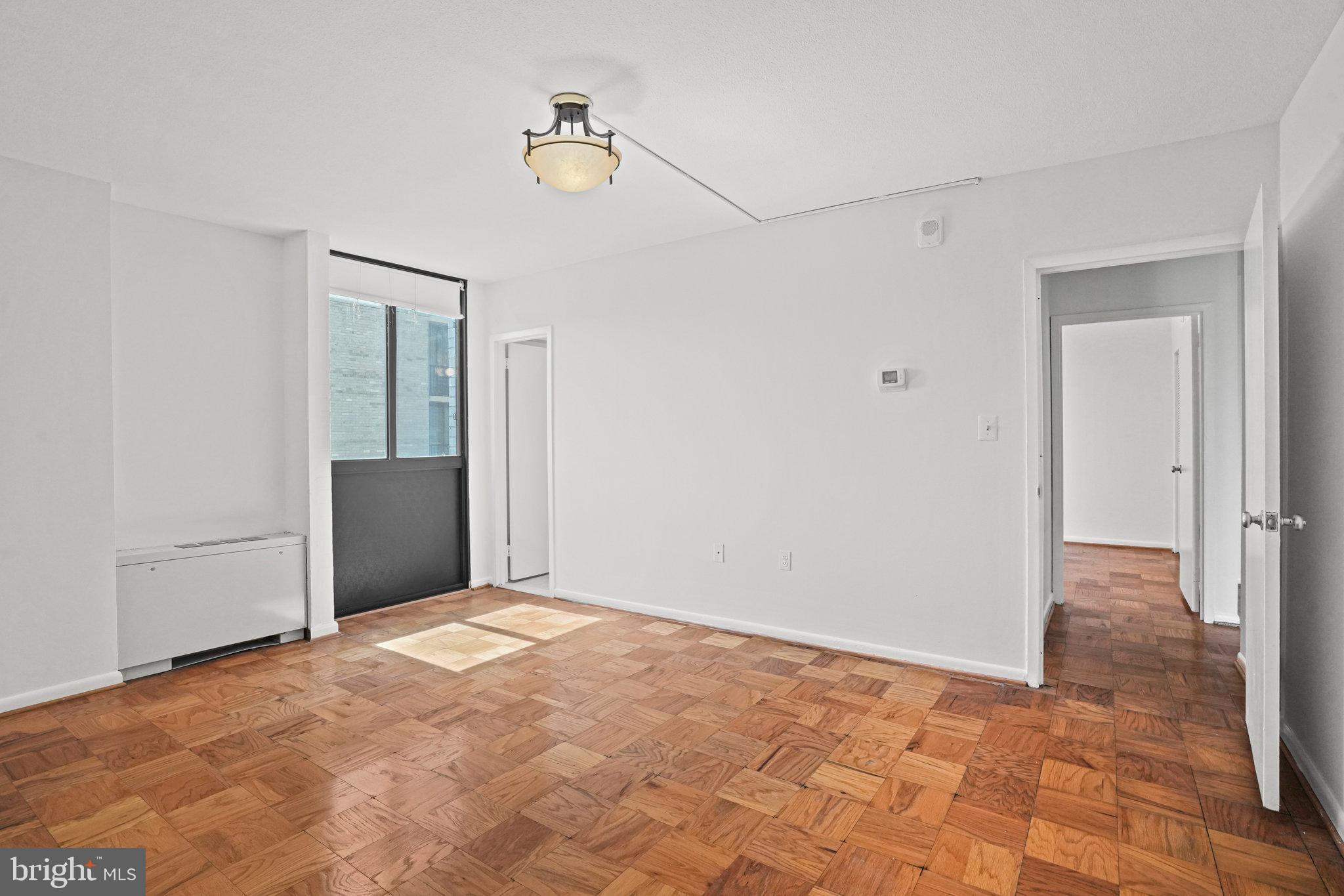 RIVIERA OF CHEVY CHASE - Residential