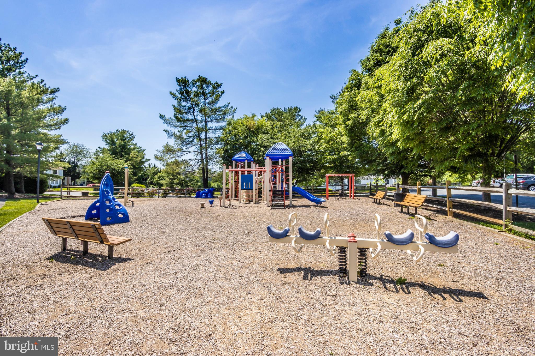 BLUNT COMMONS - Residential