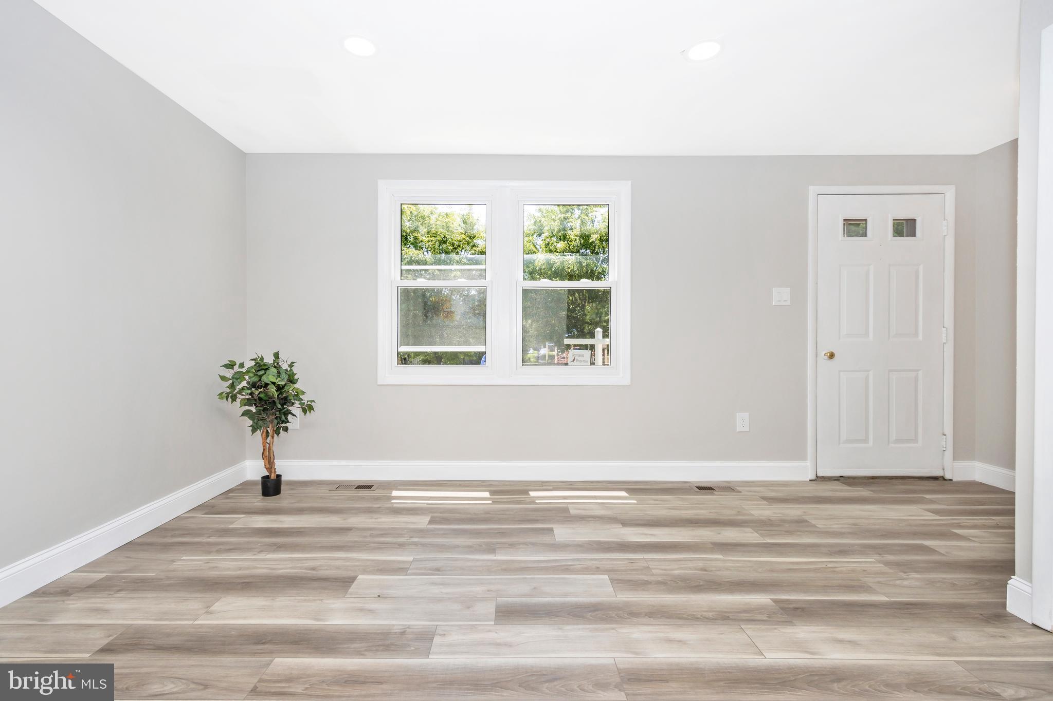 BLUNT COMMONS - Residential