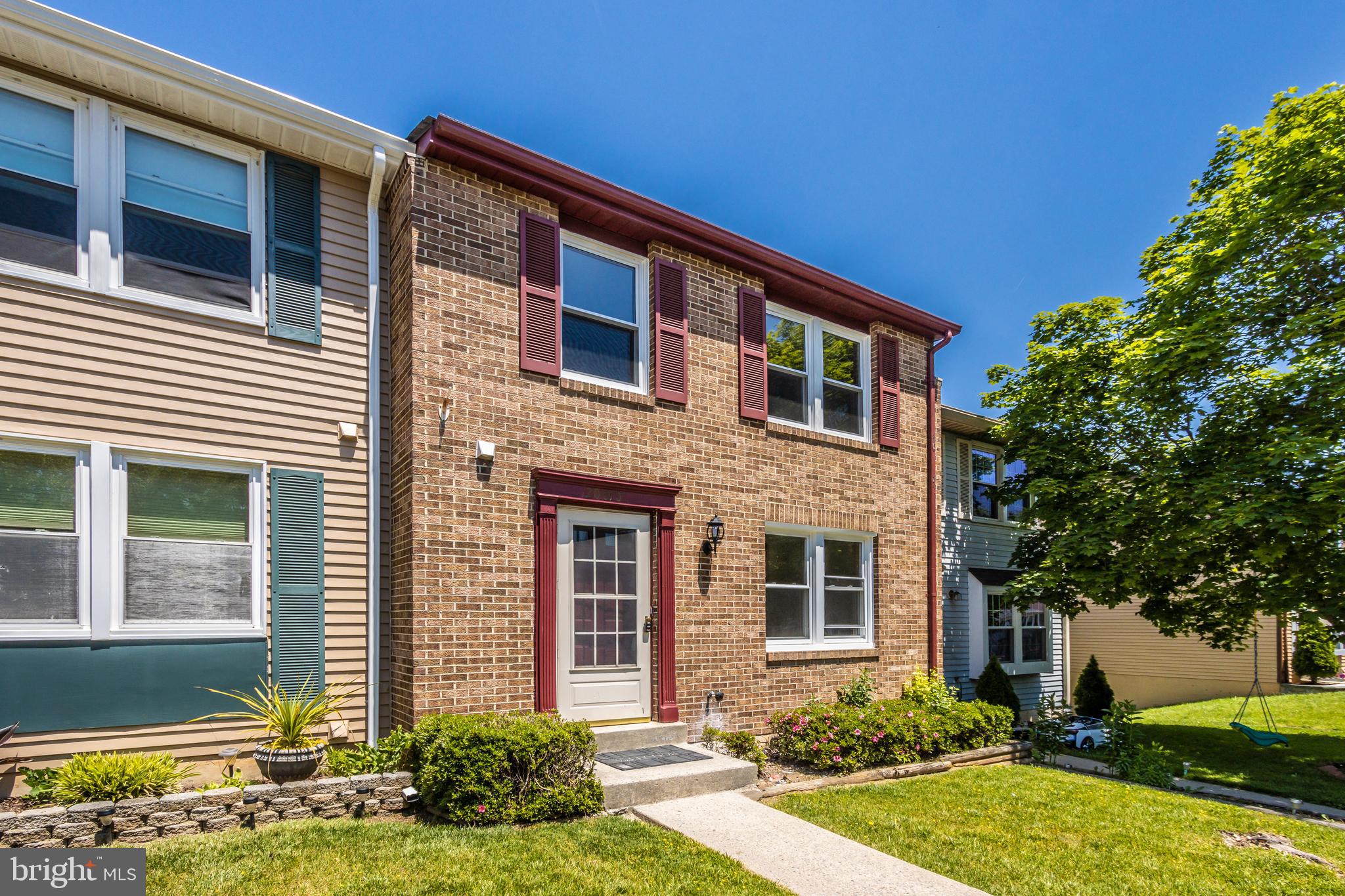 BLUNT COMMONS - Residential