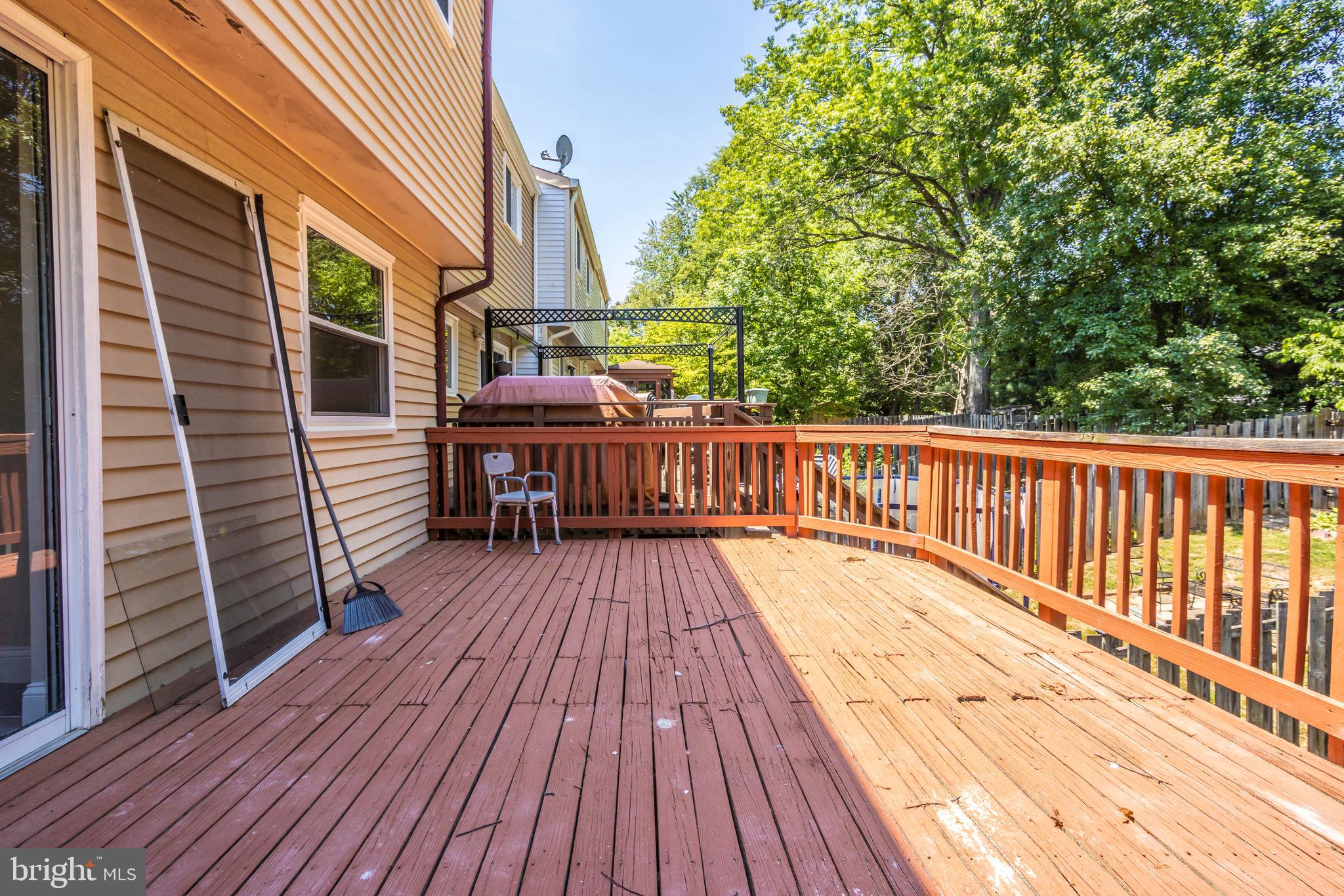 BLUNT COMMONS - Residential