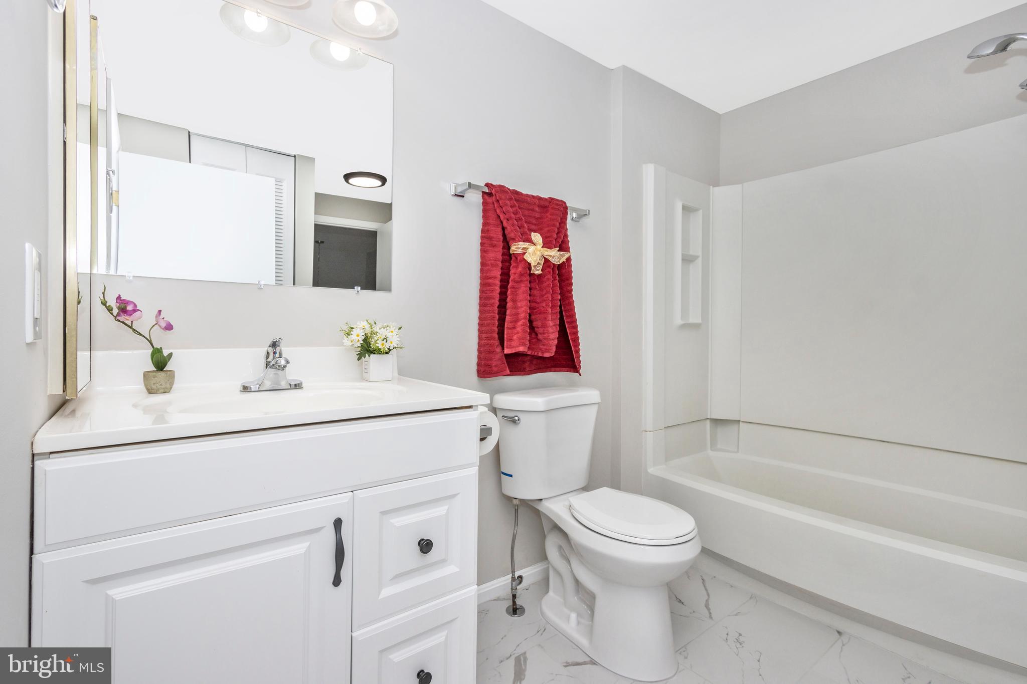 BLUNT COMMONS - Residential