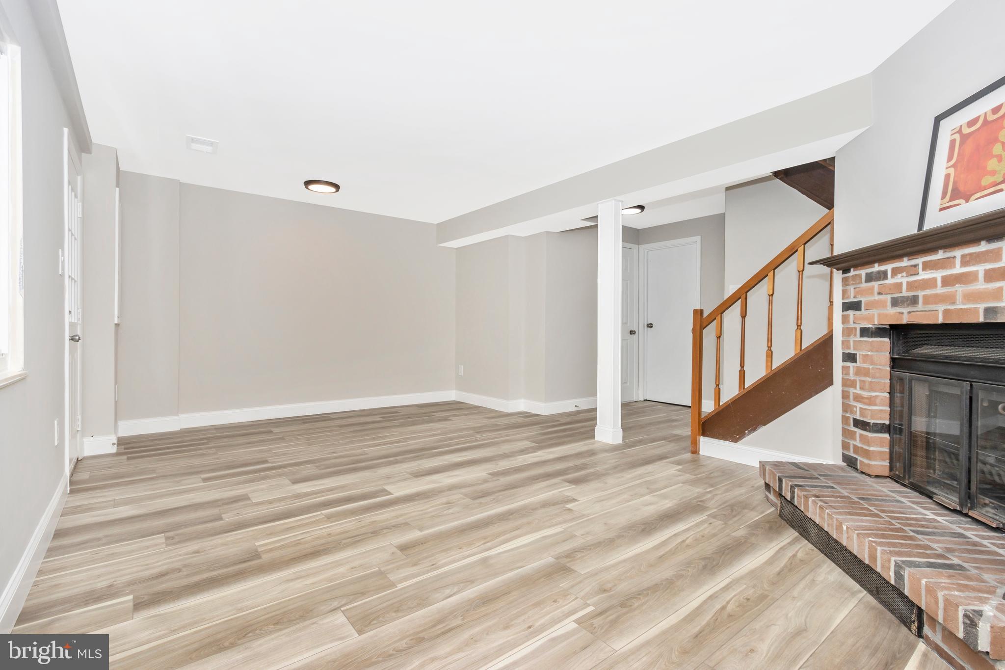 BLUNT COMMONS - Residential