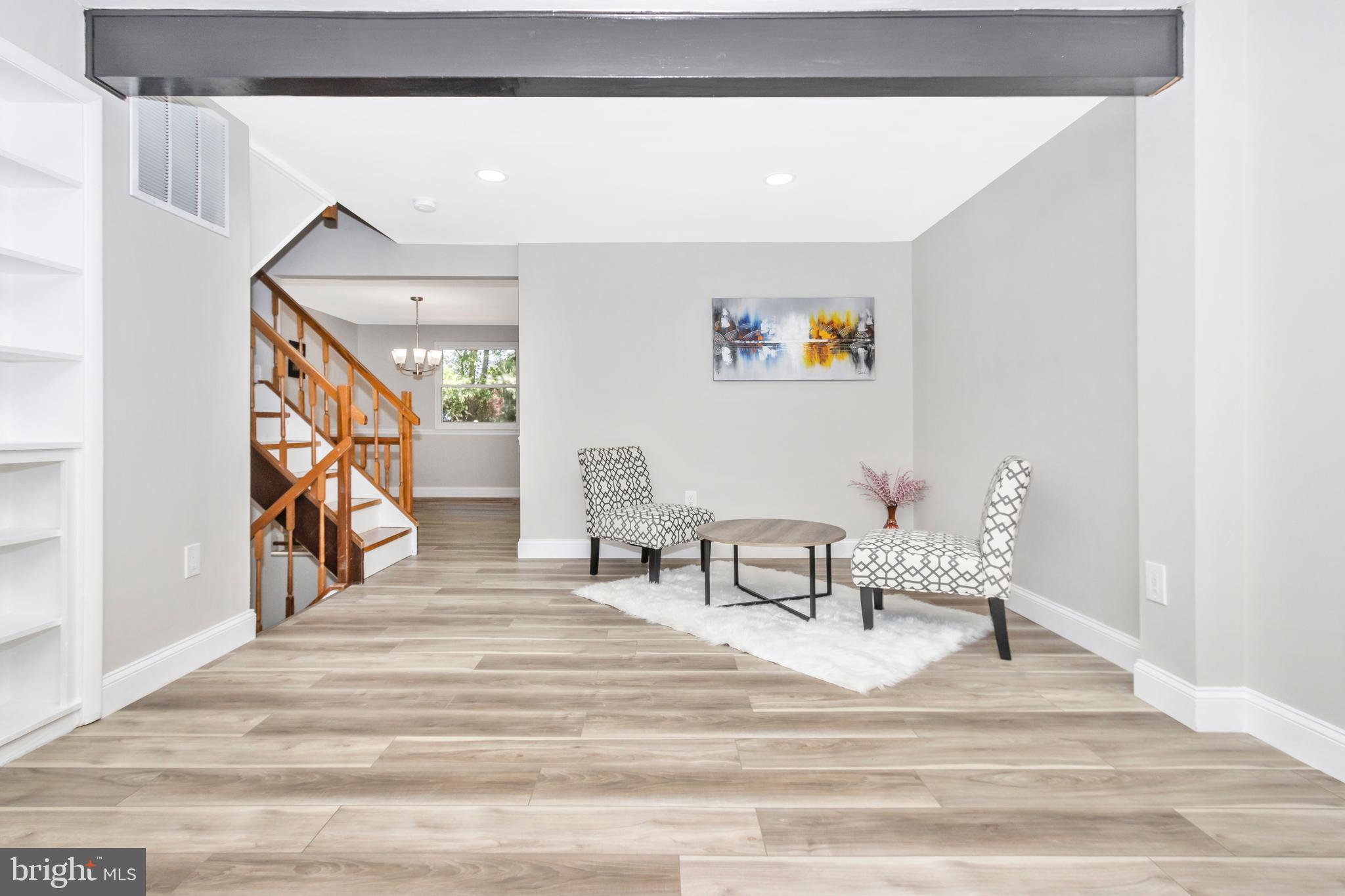 BLUNT COMMONS - Residential