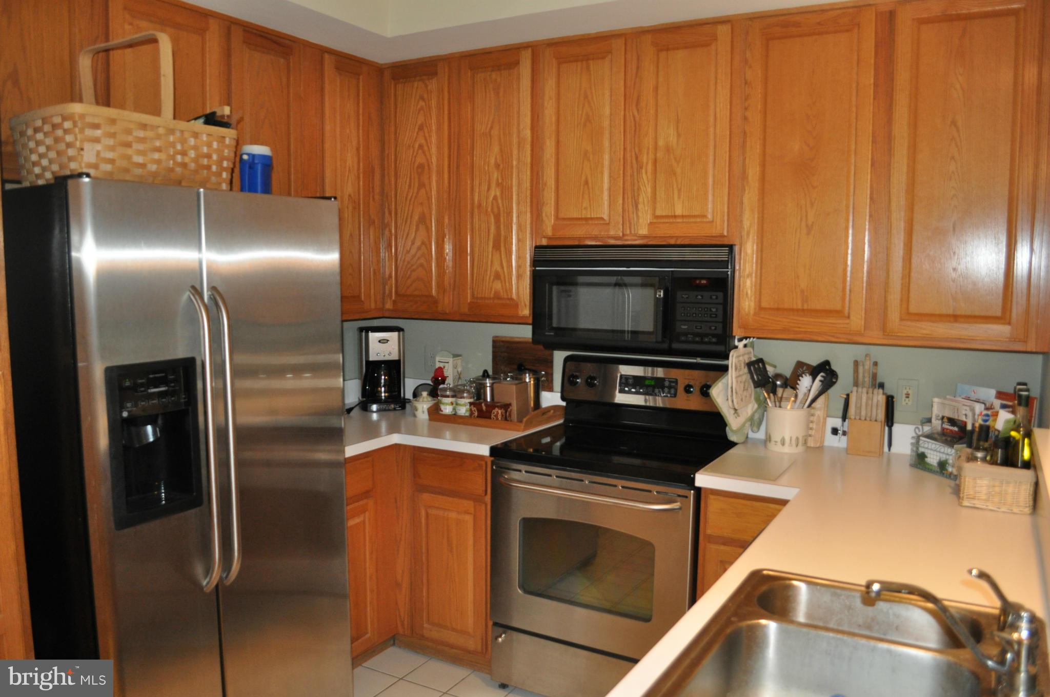 ETON SQUARE - Residential Lease