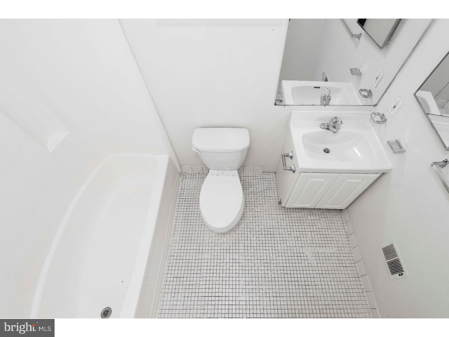 GRADUATE HOSPITAL - Residential Lease