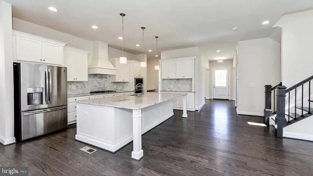 BRAMBLETON WEST PARK - Residential Lease