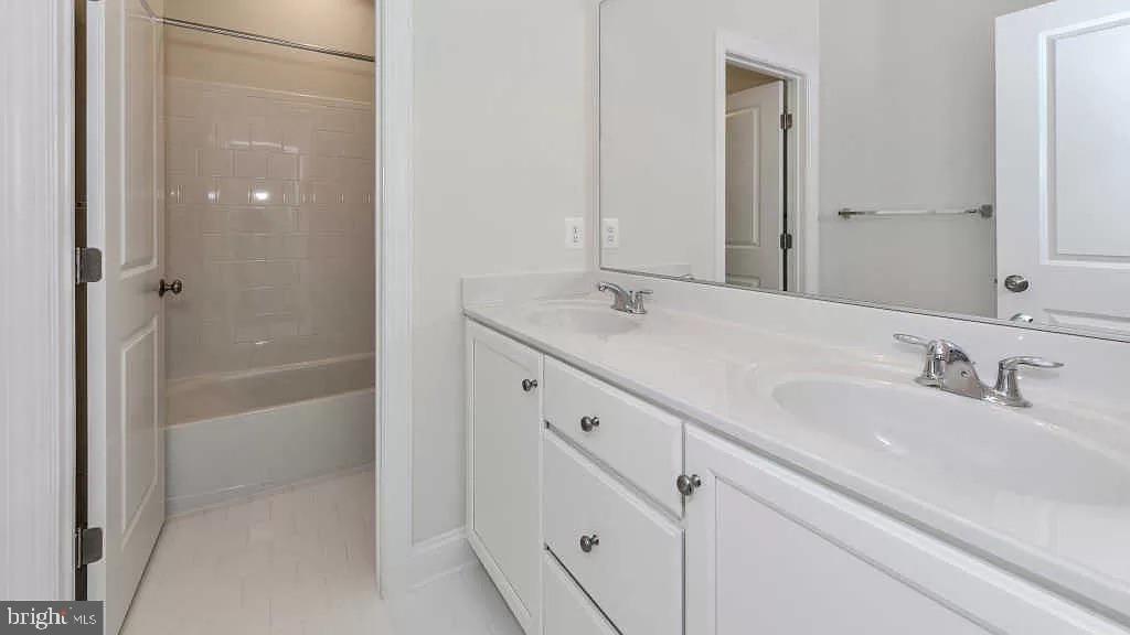 BRAMBLETON WEST PARK - Residential Lease