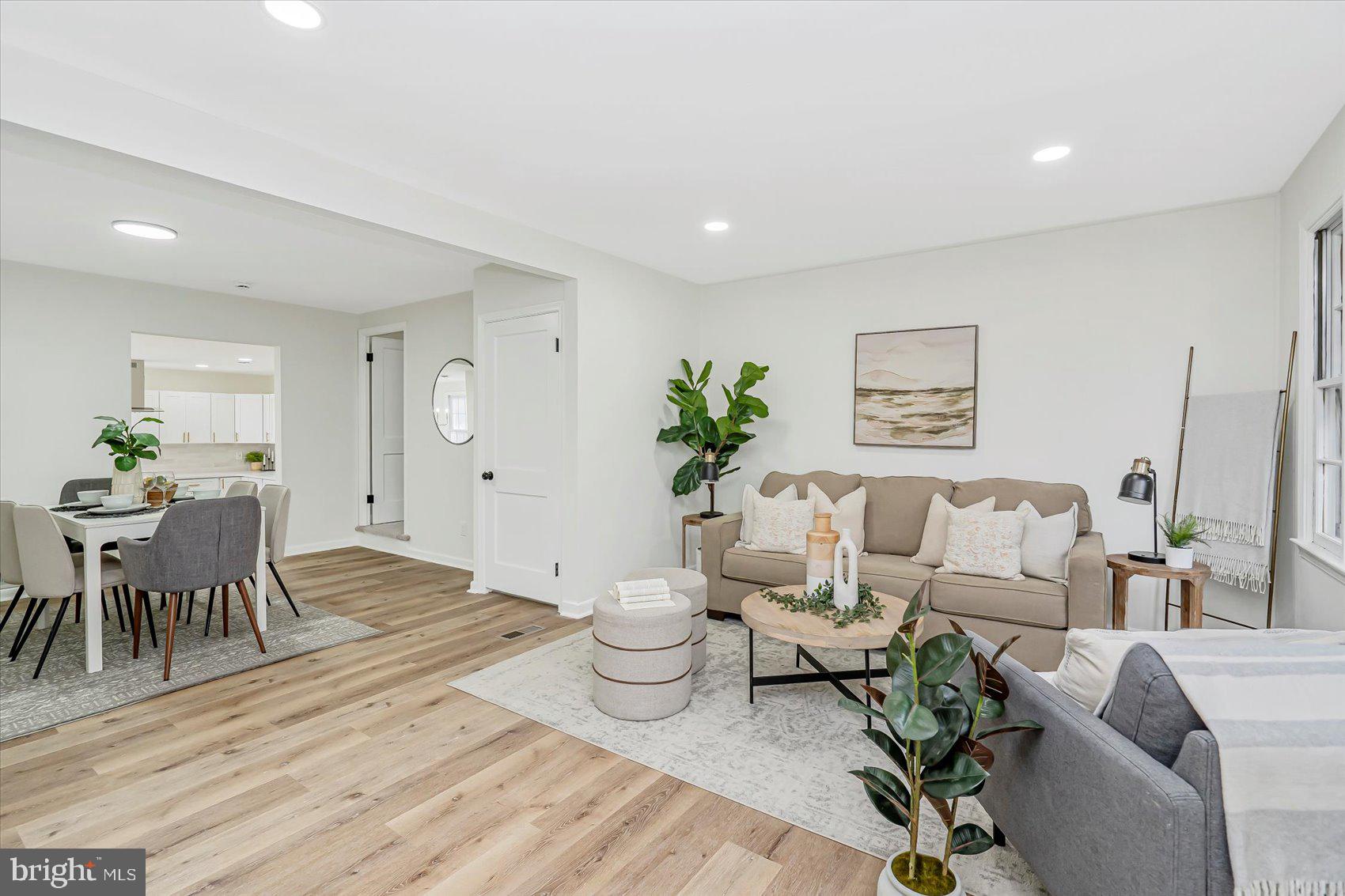 OAKLAND TERRACE - Residential