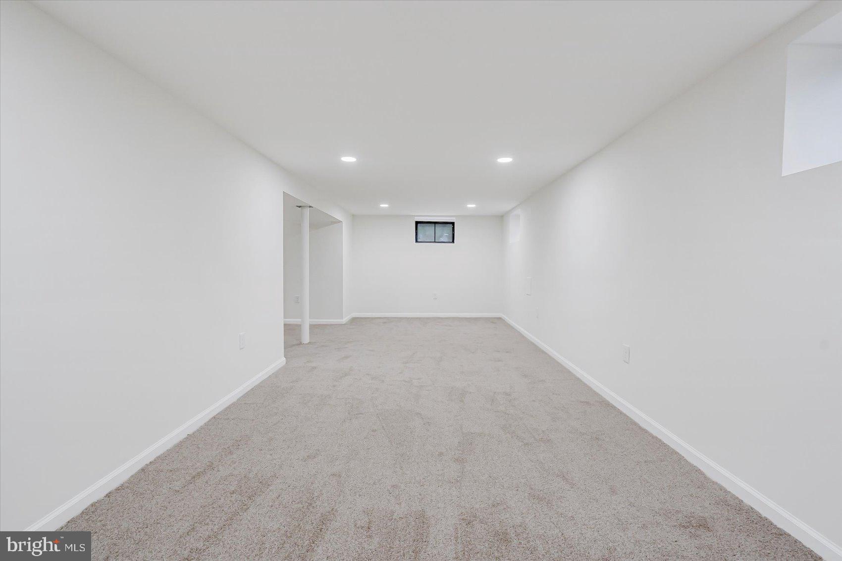 OAKLAND TERRACE - Residential