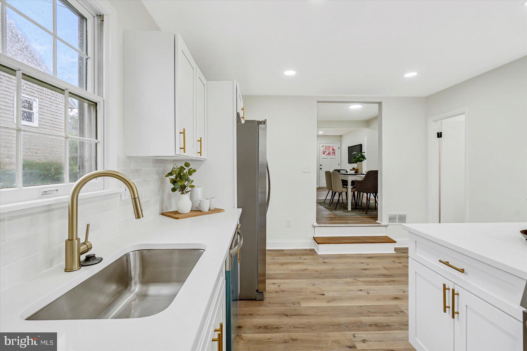 OAKLAND TERRACE - Residential