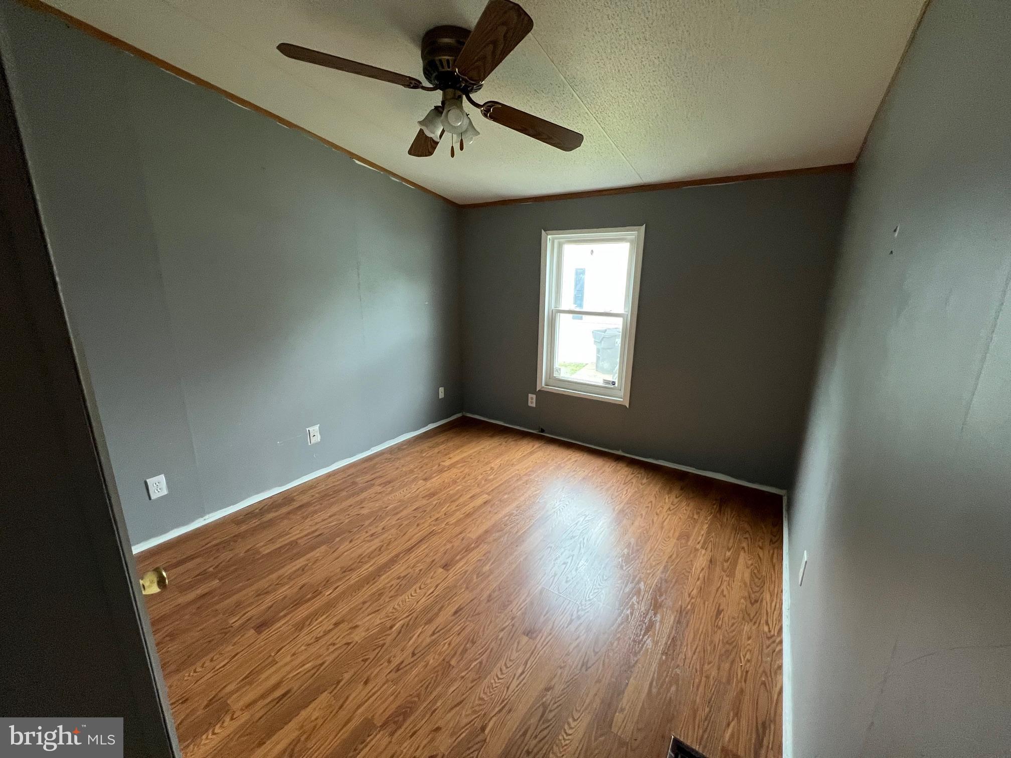 HARFORD MOBILE VILLAGE - Residential