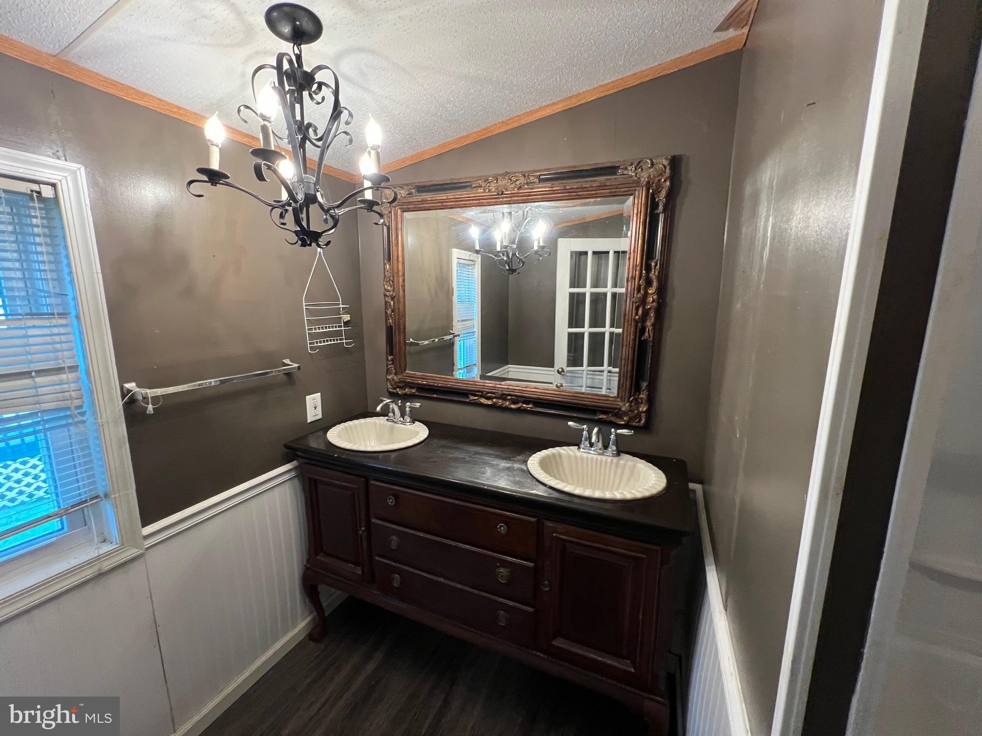 HARFORD MOBILE VILLAGE - Residential