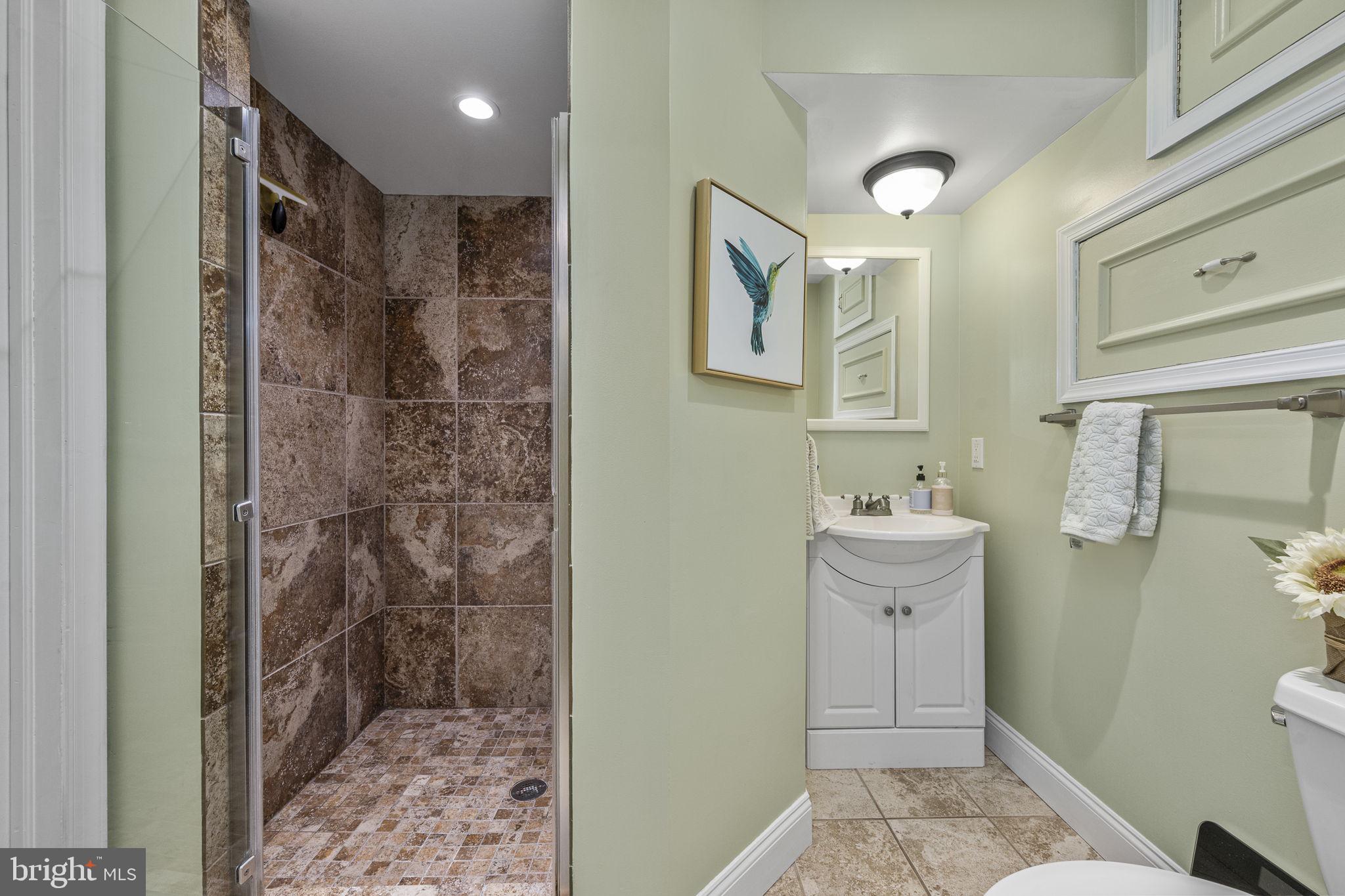 COLLEGEVILLE CROSS - Residential