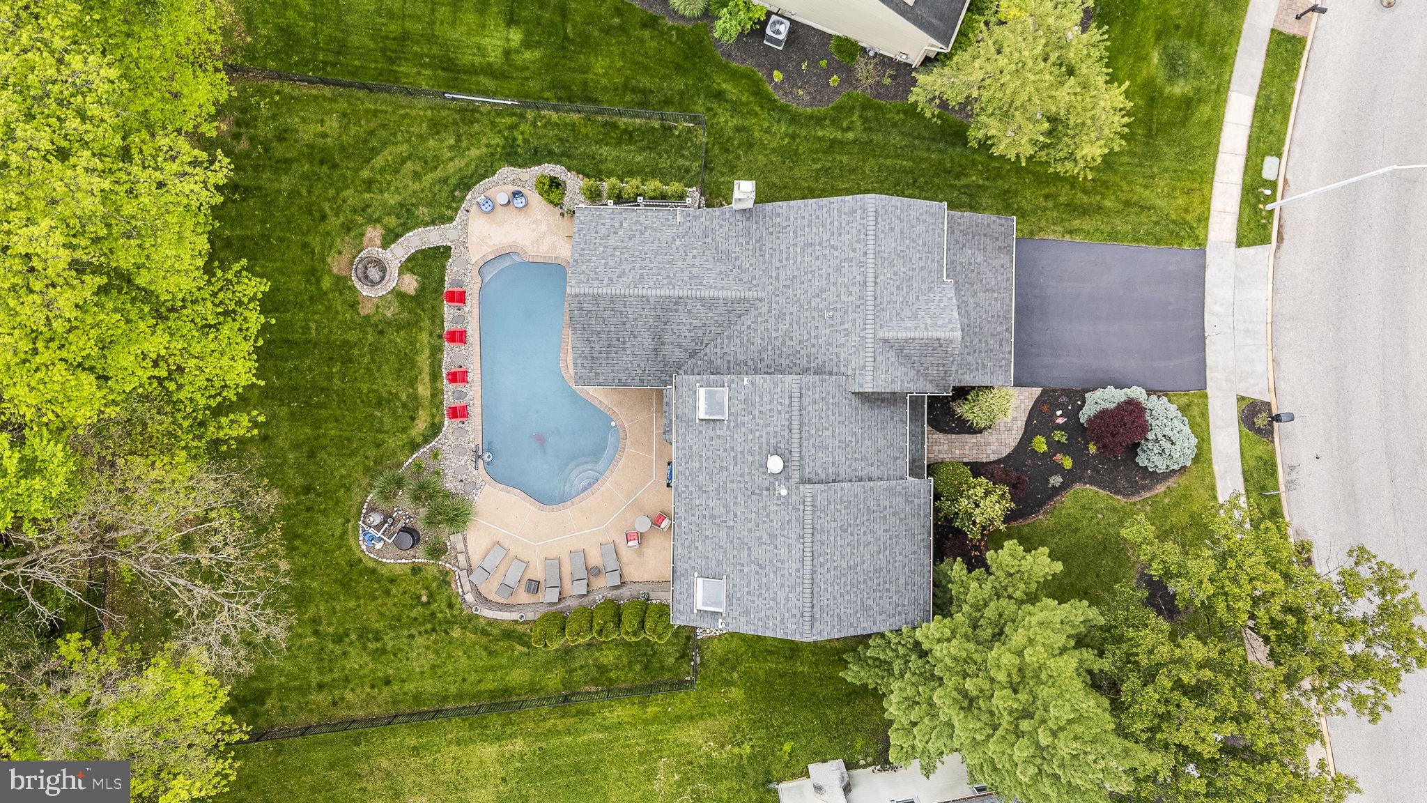 COLLEGEVILLE CROSS - Residential