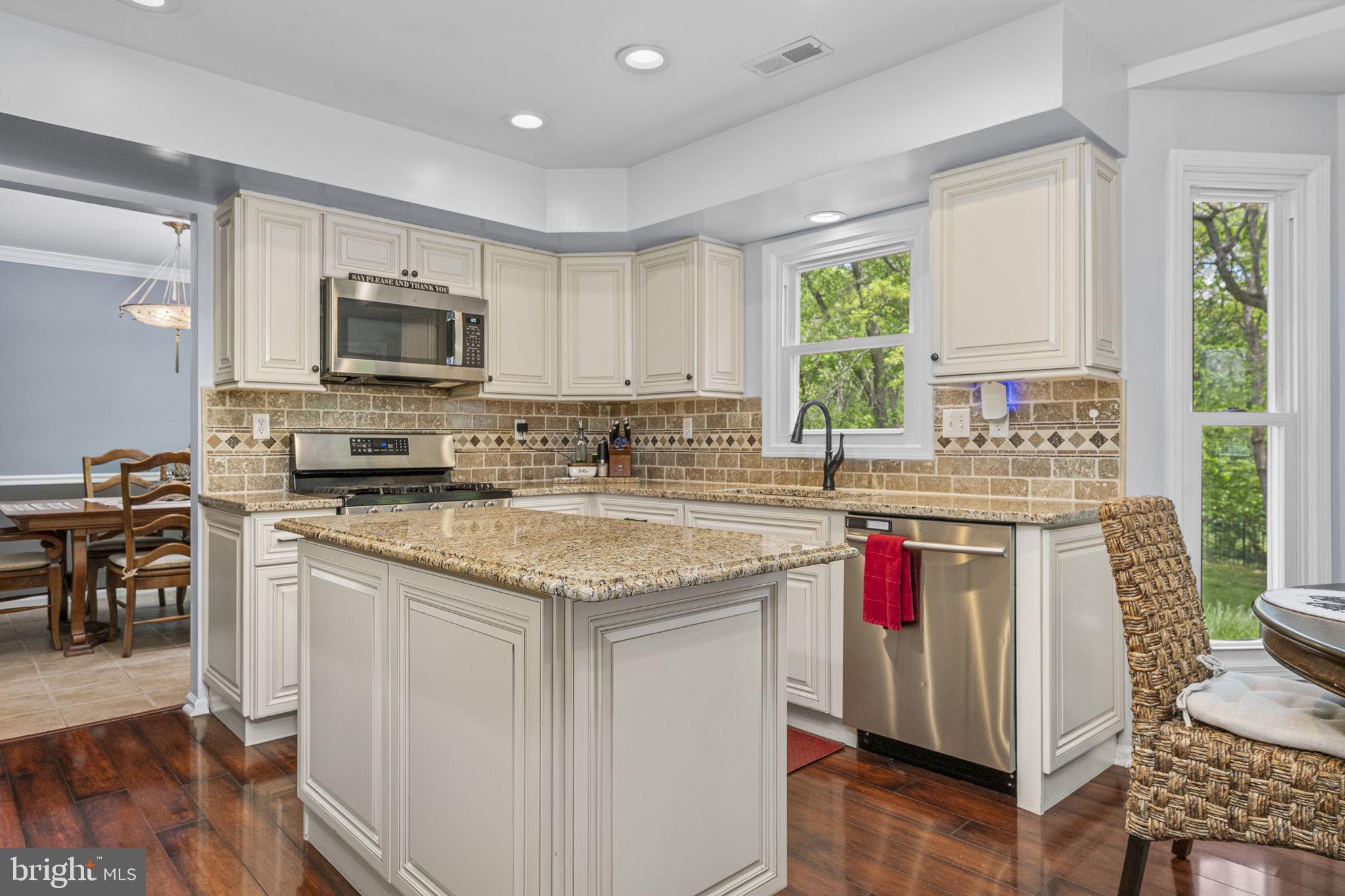COLLEGEVILLE CROSS - Residential