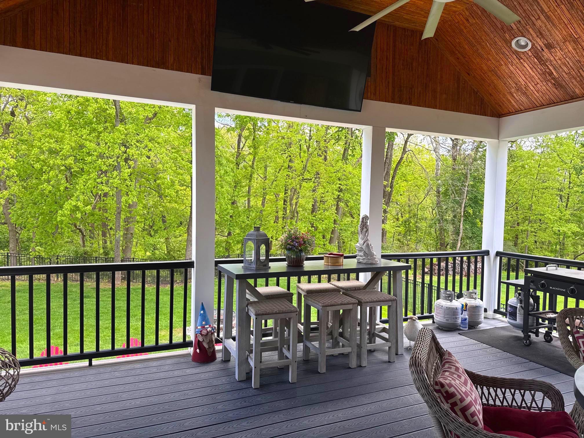 COLLEGEVILLE CROSS - Residential