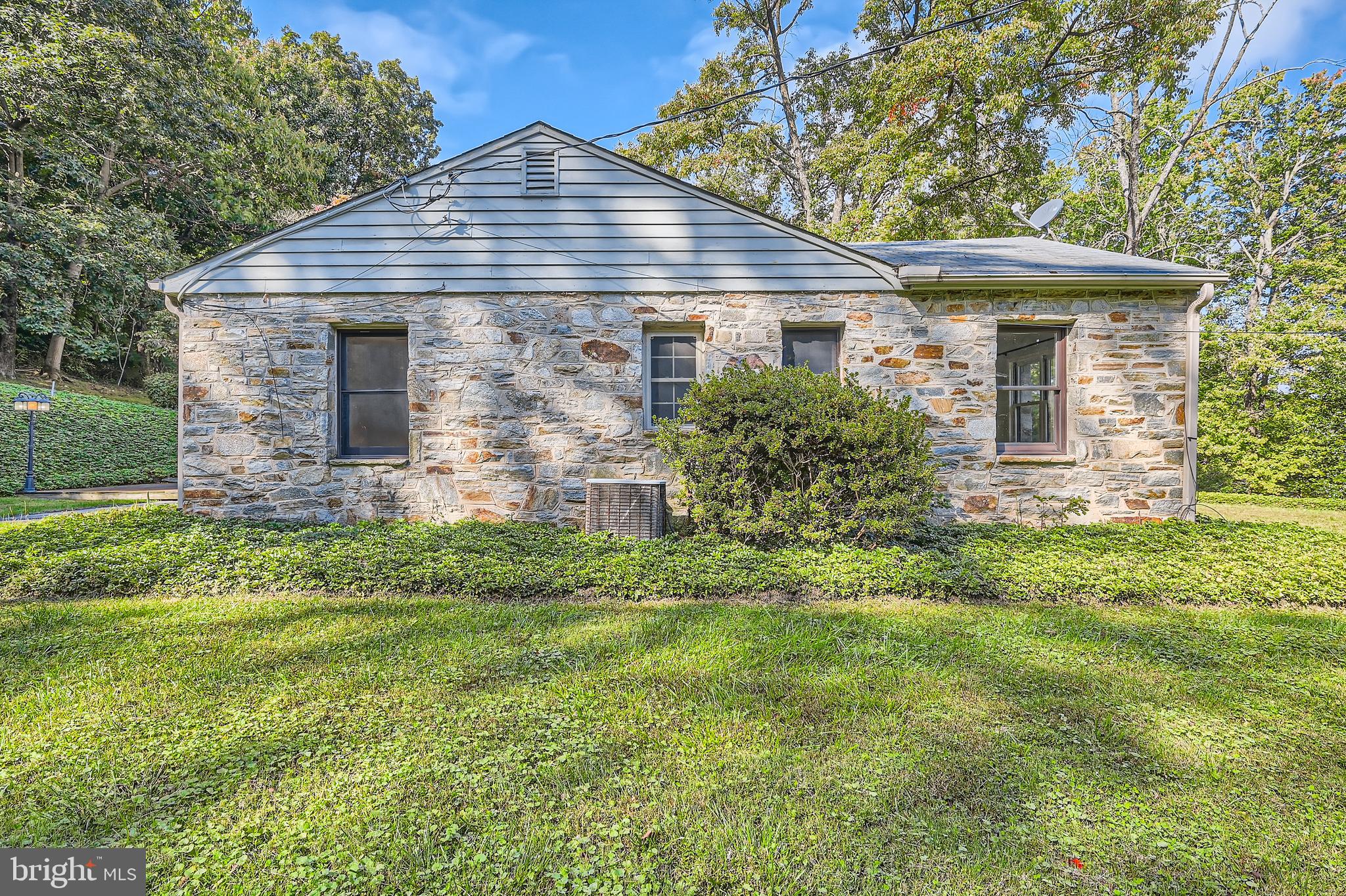 GREENSPRING - Residential