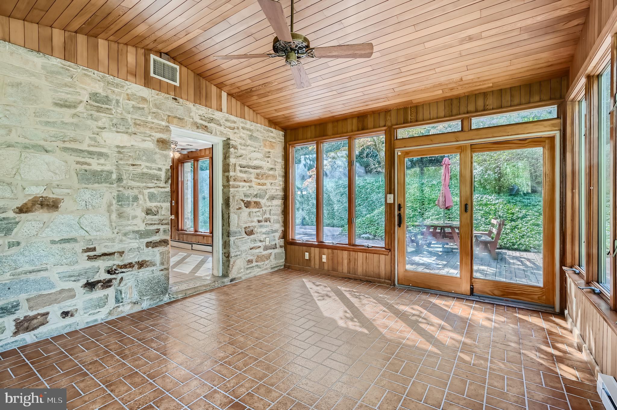 GREENSPRING - Residential