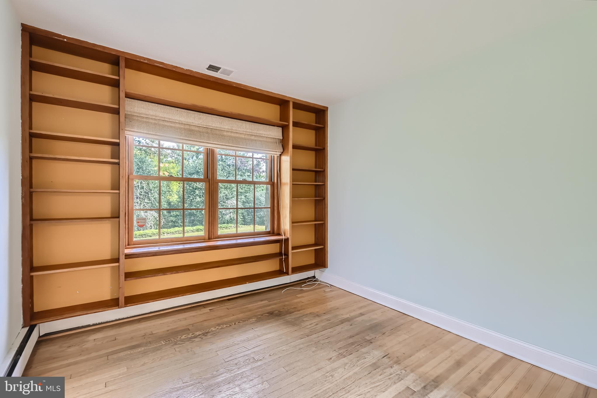 GREENSPRING - Residential