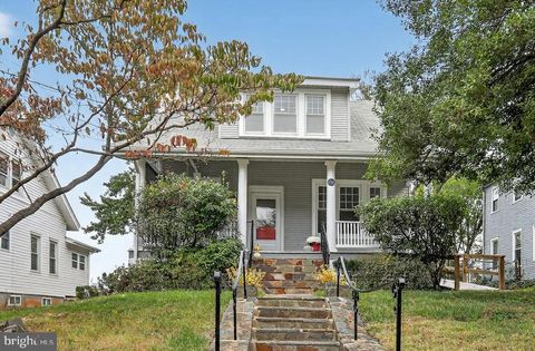 1802 LAWRENCE STREET NE WASHINGTON DC 20018