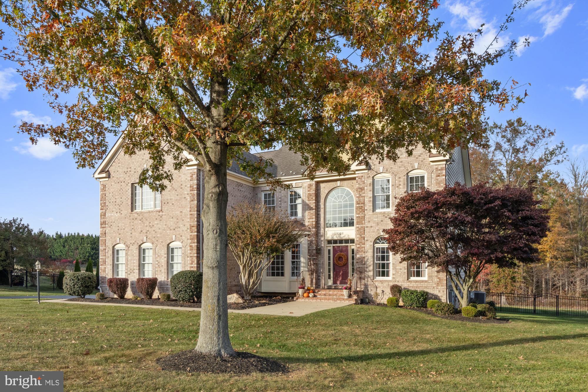 WILLOW CHASE - Residential