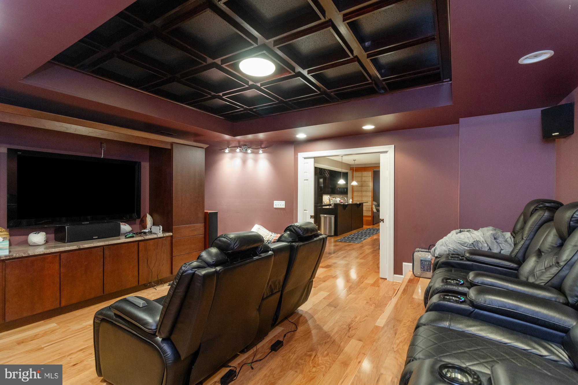WILLOW CHASE - Residential