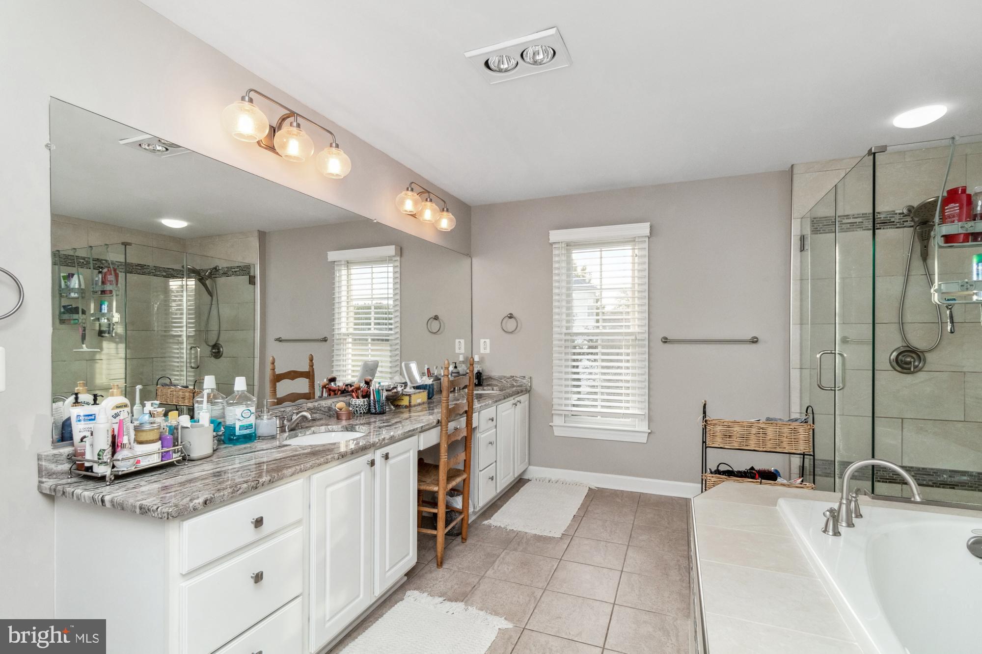 WILLOW CHASE - Residential