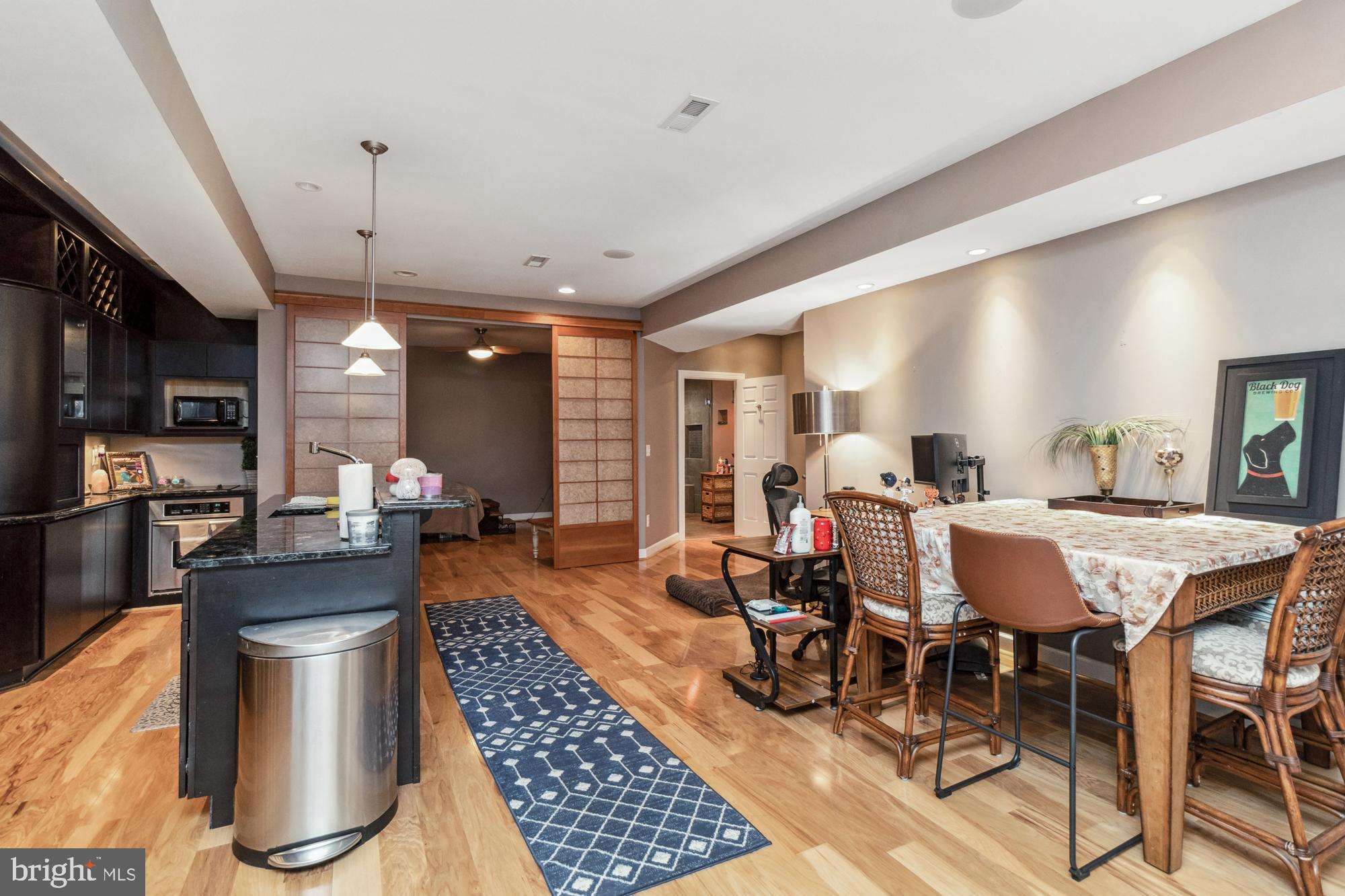 WILLOW CHASE - Residential