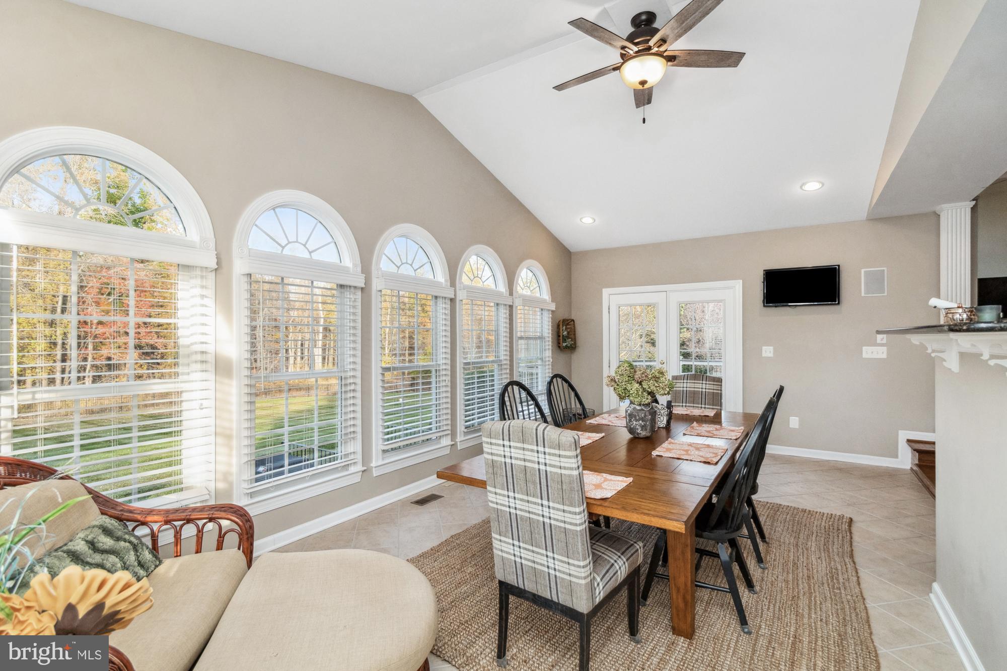 WILLOW CHASE - Residential