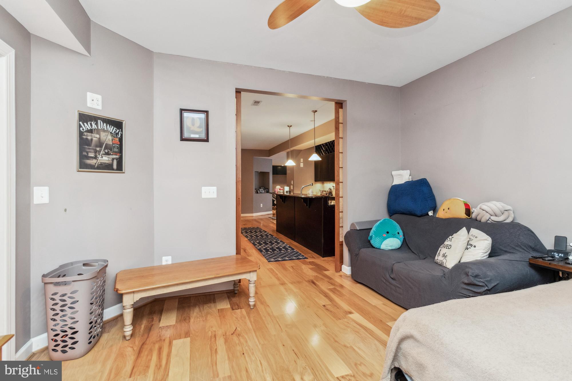 WILLOW CHASE - Residential