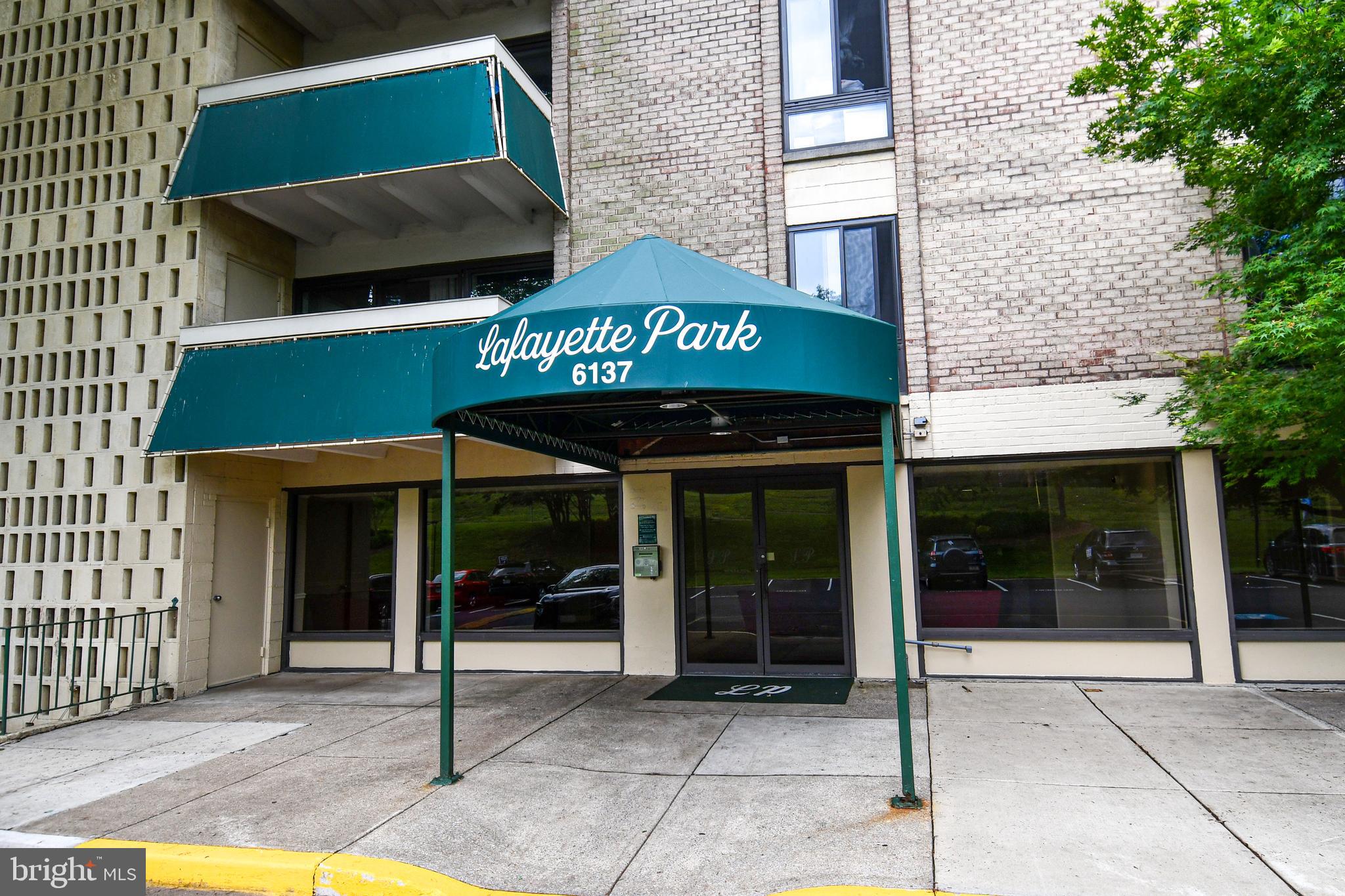 6137 LEESBURG PIKE 101