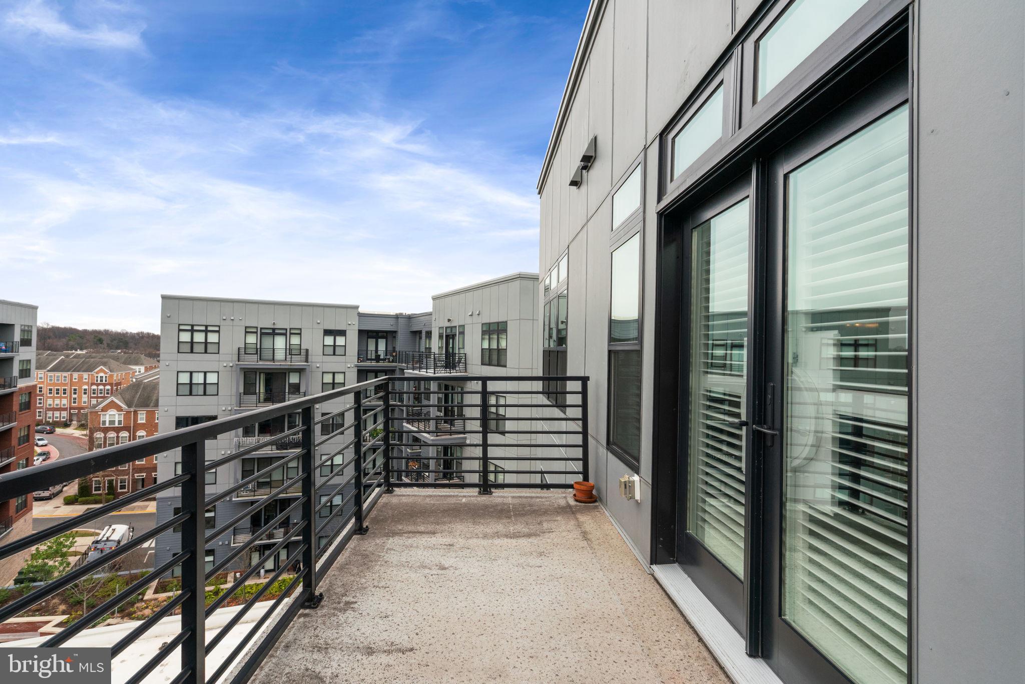 THE ATRIUM AT METROWEST - Residential
