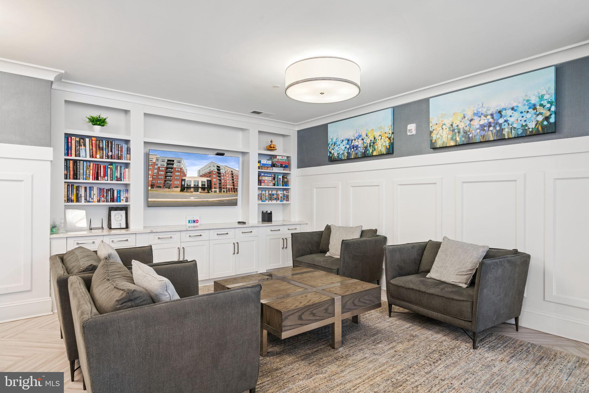 THE ATRIUM AT METROWEST - Residential