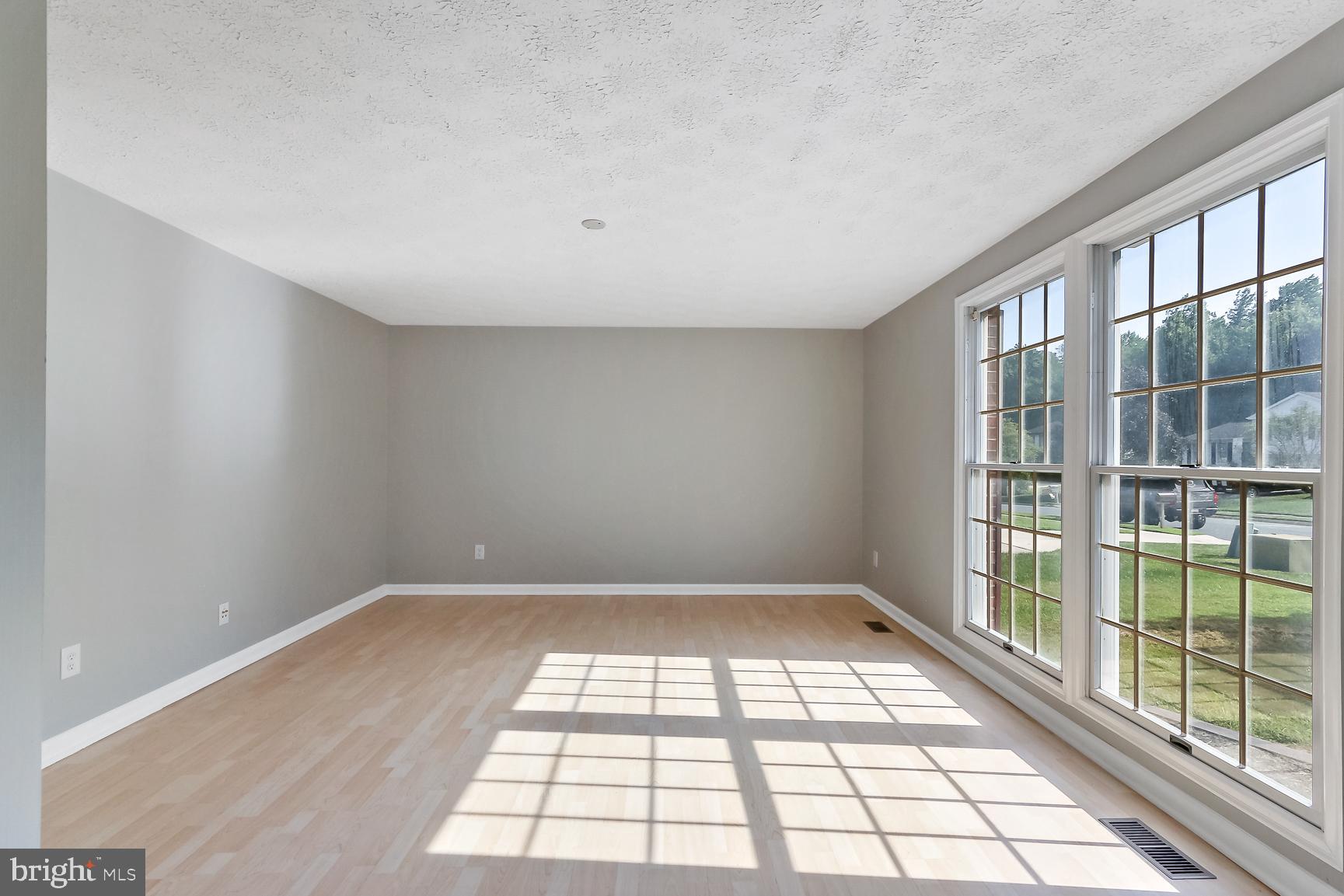 ROYAL HEIGHTS - Residential