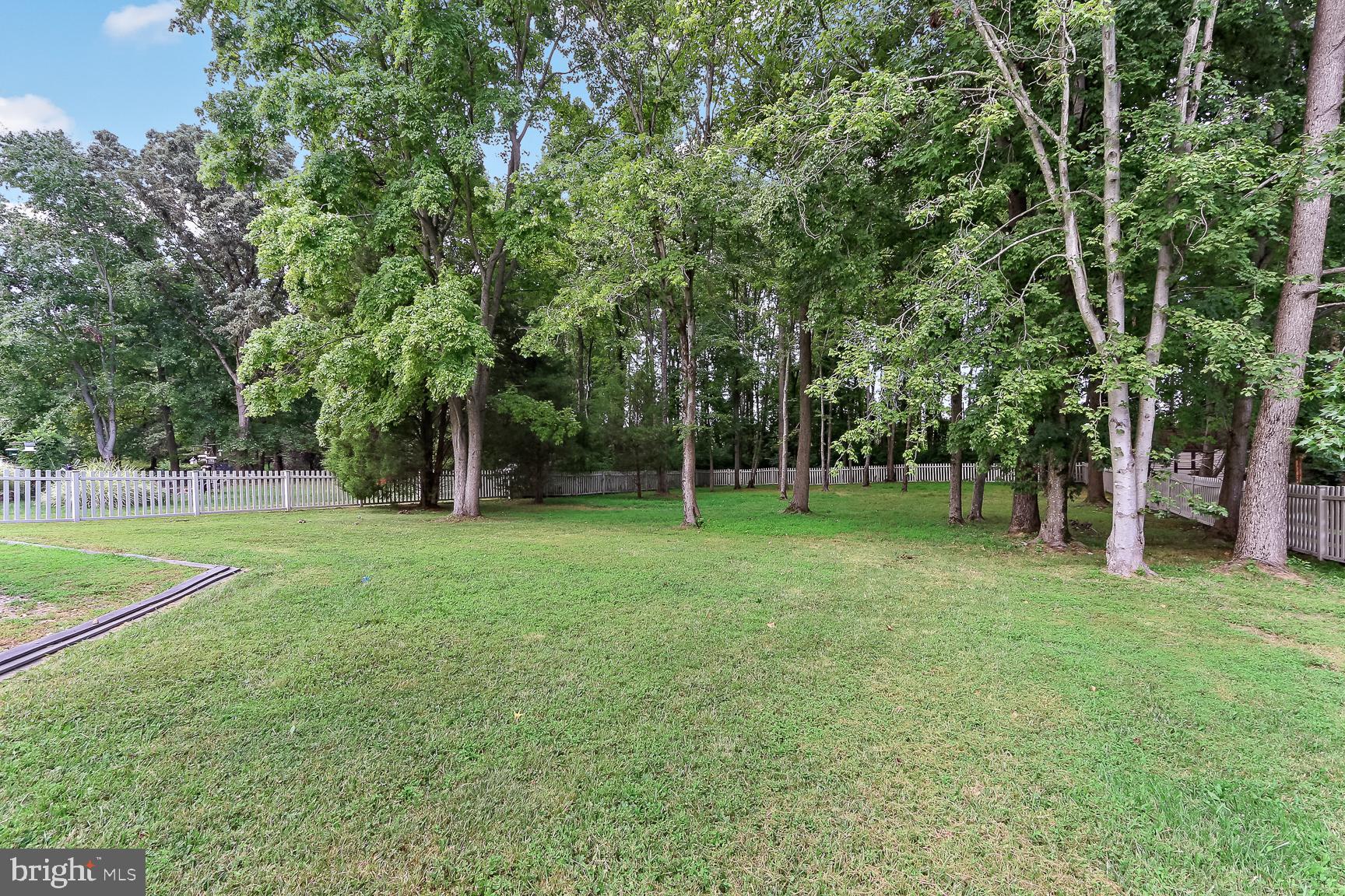 ROYAL HEIGHTS - Residential