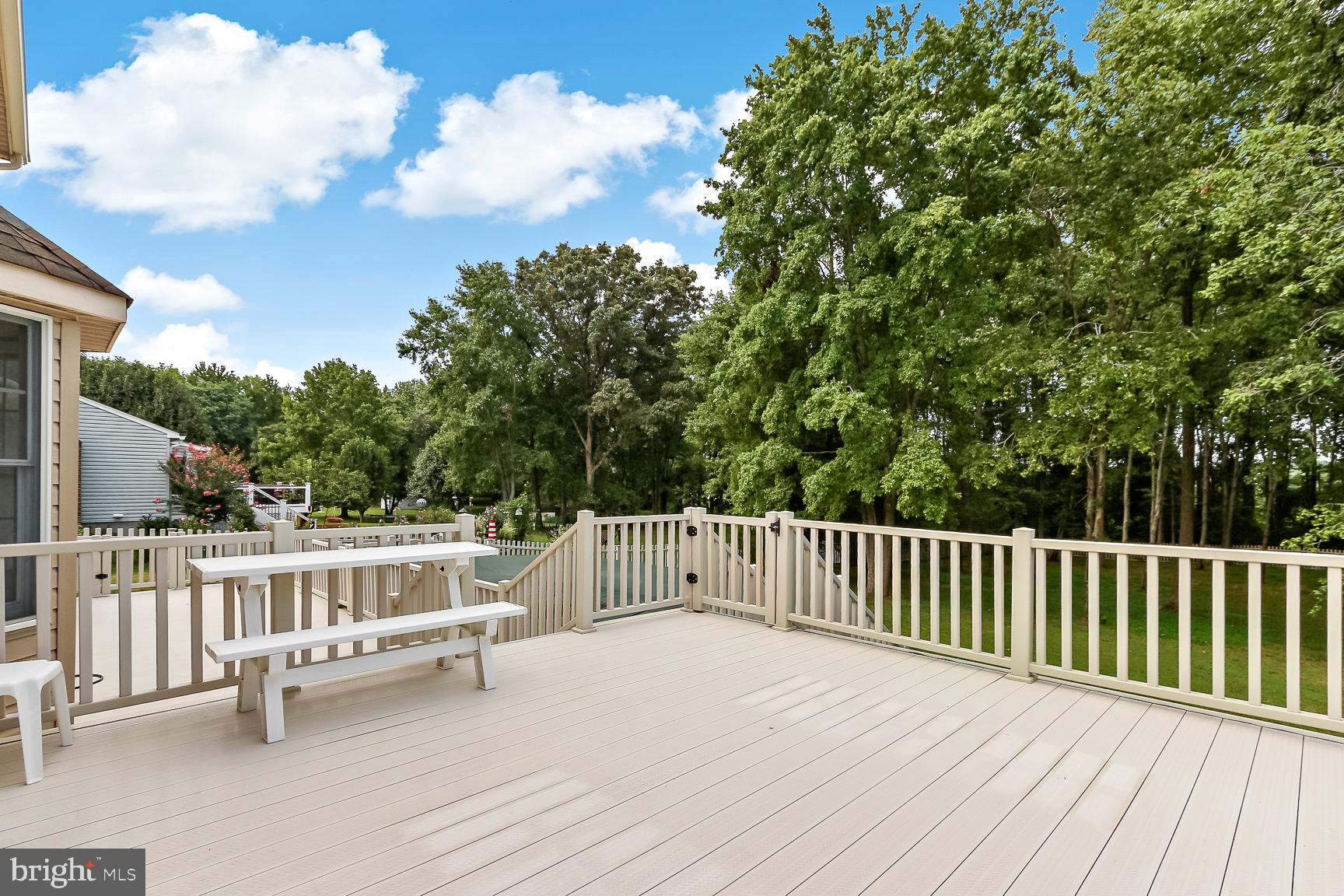 ROYAL HEIGHTS - Residential