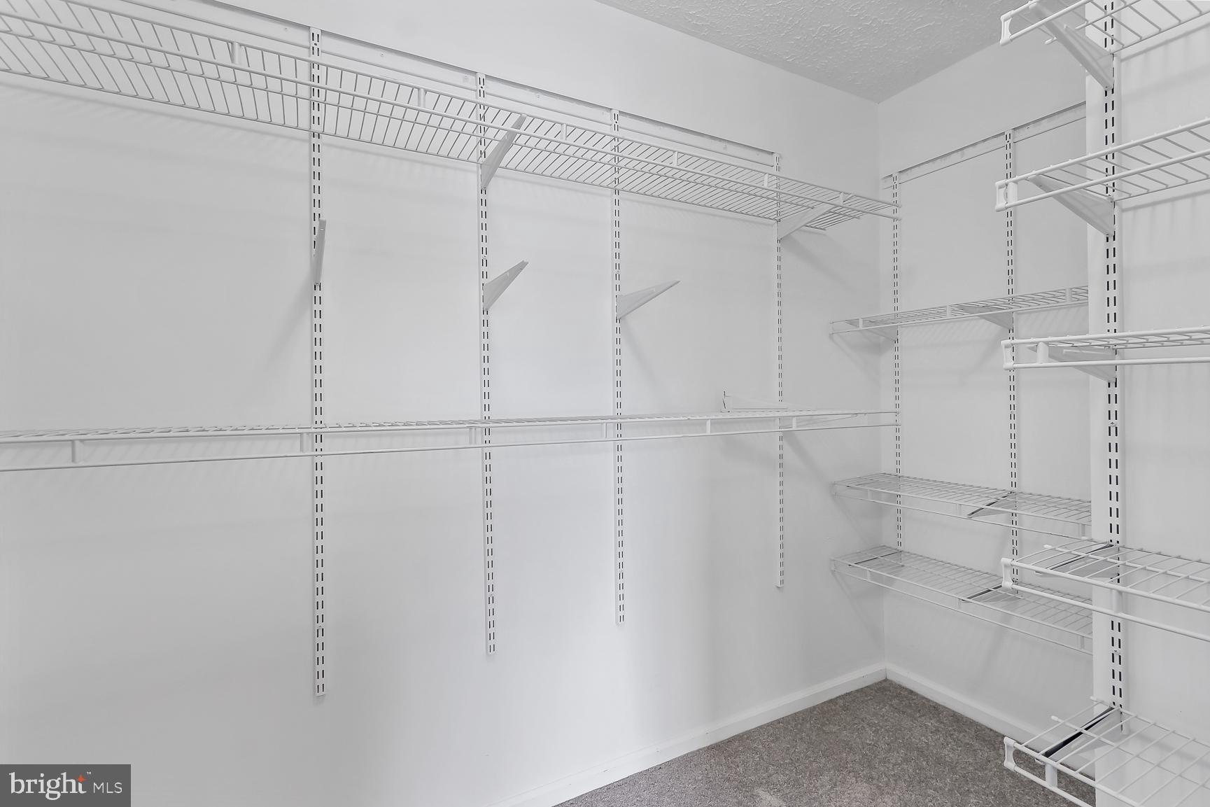 ROYAL HEIGHTS - Residential