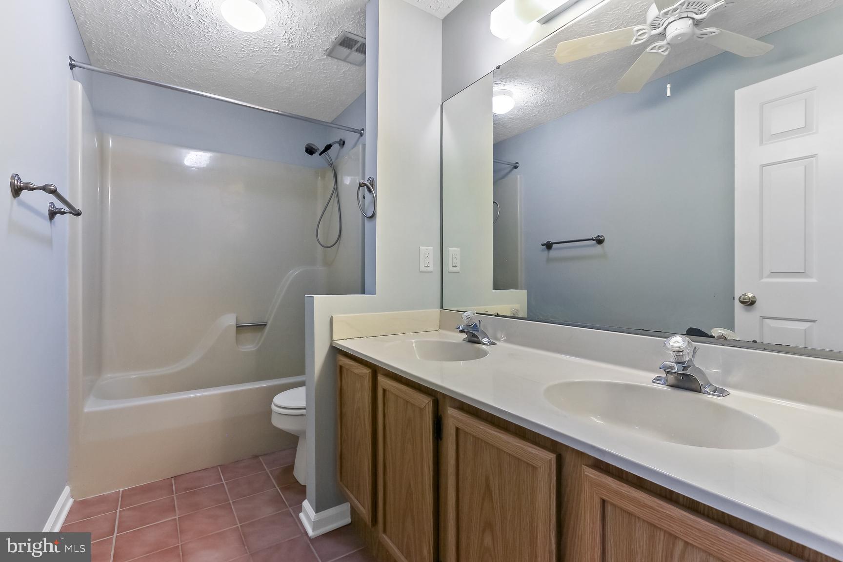 ROYAL HEIGHTS - Residential