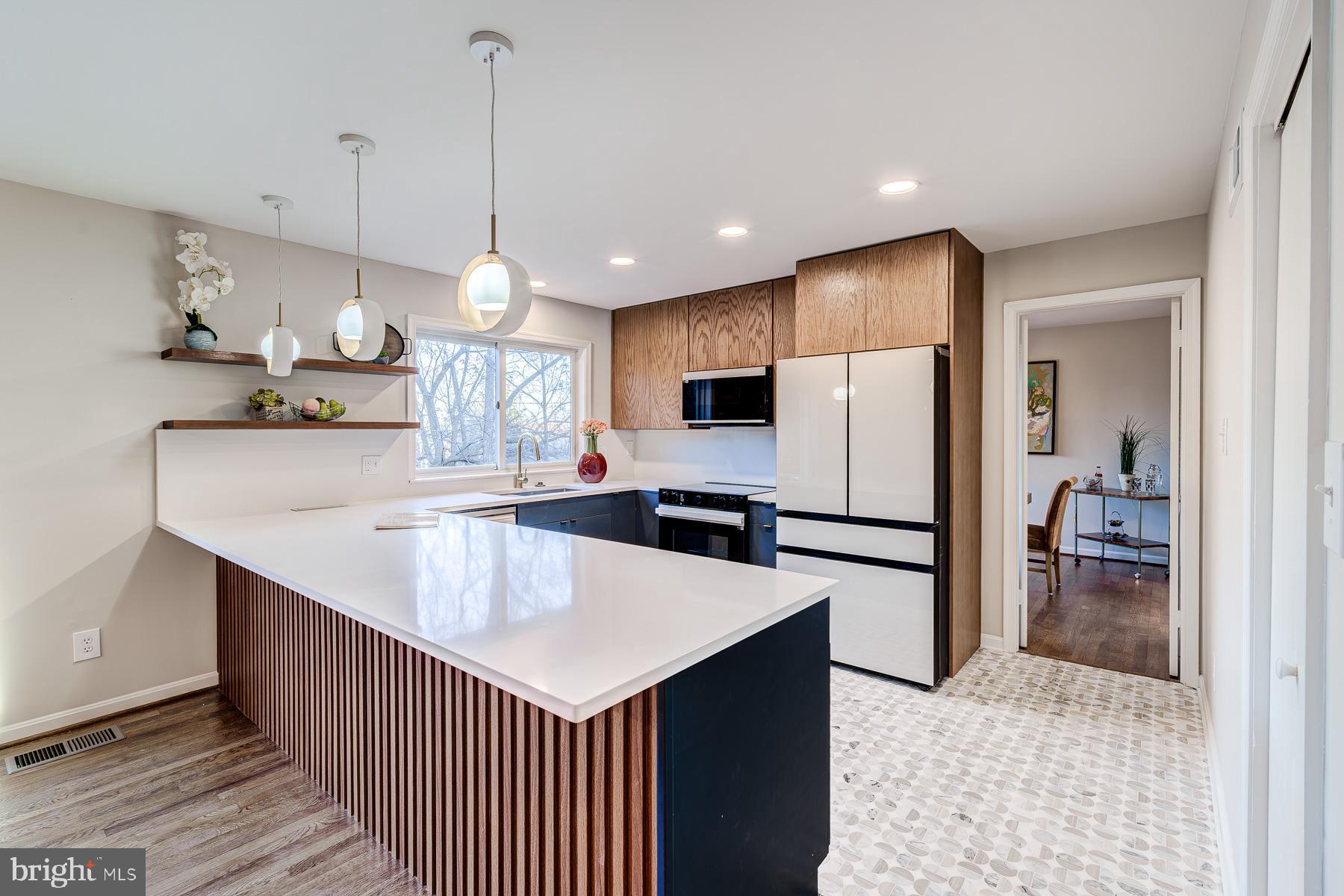 ROSEMONT - Residential